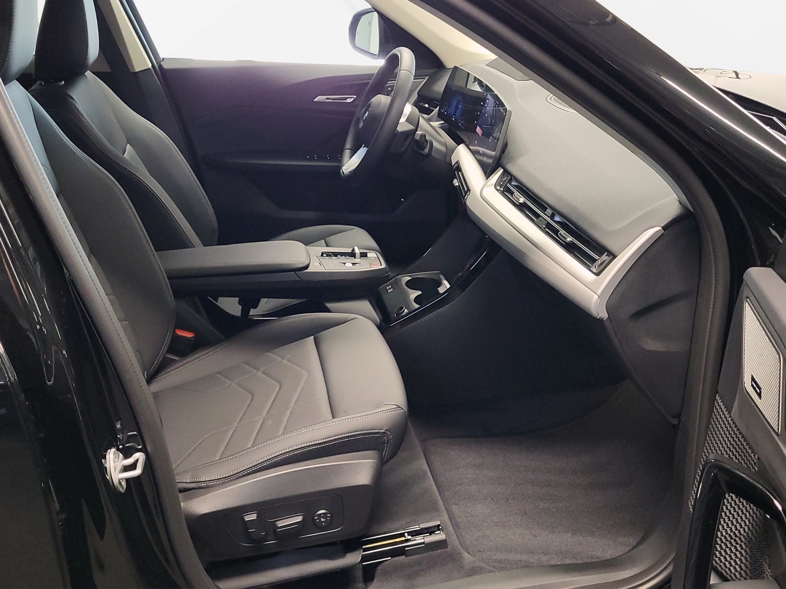 BMW X1 sDrive 18i-image-10