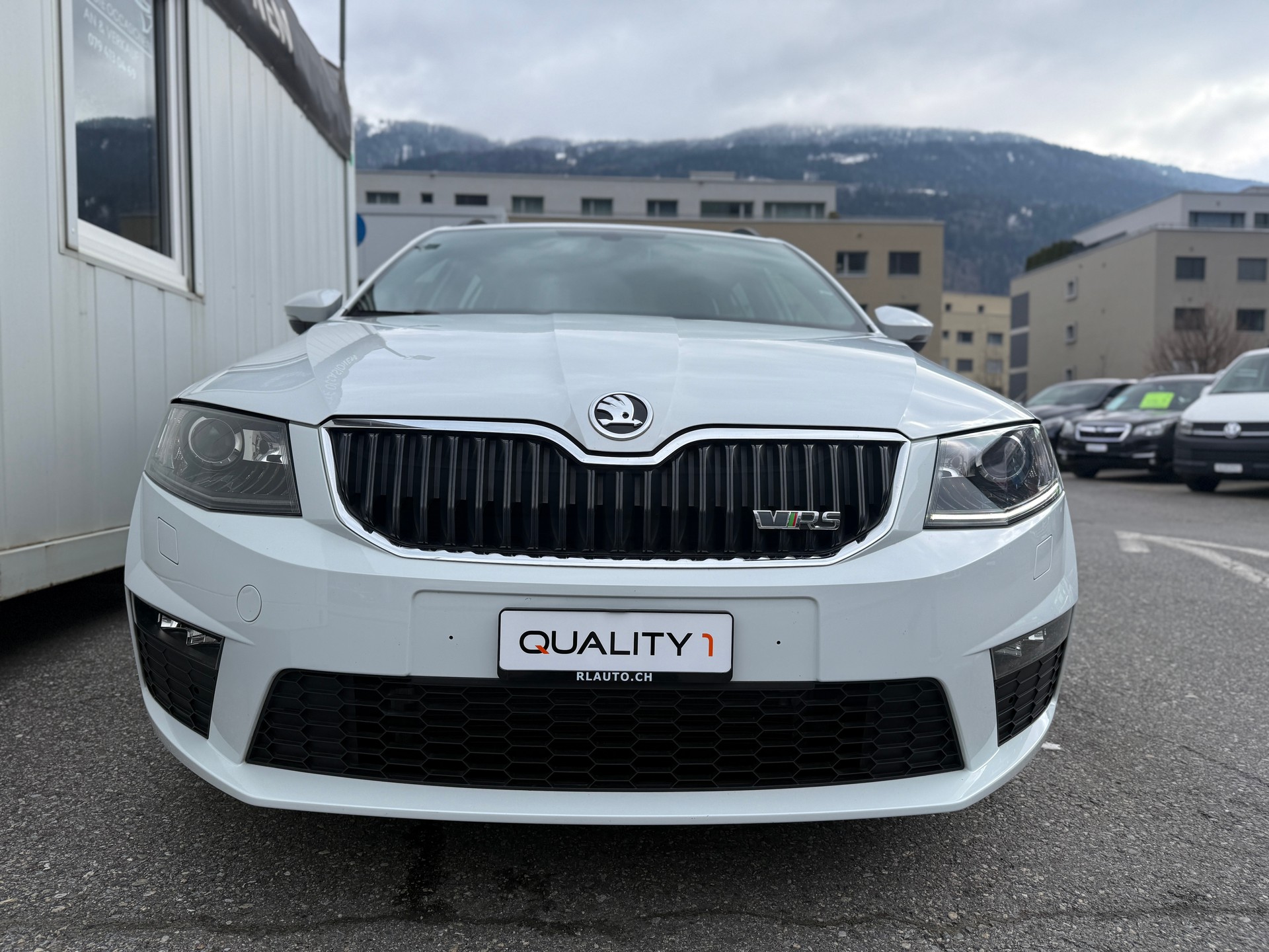 SKODA Octavia Combi 2.0 TSI RS DSG-image-11