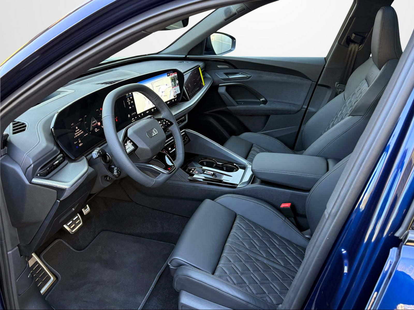 AUDI SQ5 TFSI quattro S-tronic-image-4