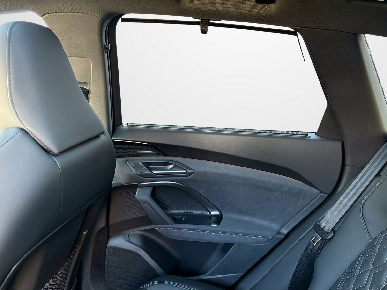 AUDI SQ5 TFSI quattro S-tronic-image-12