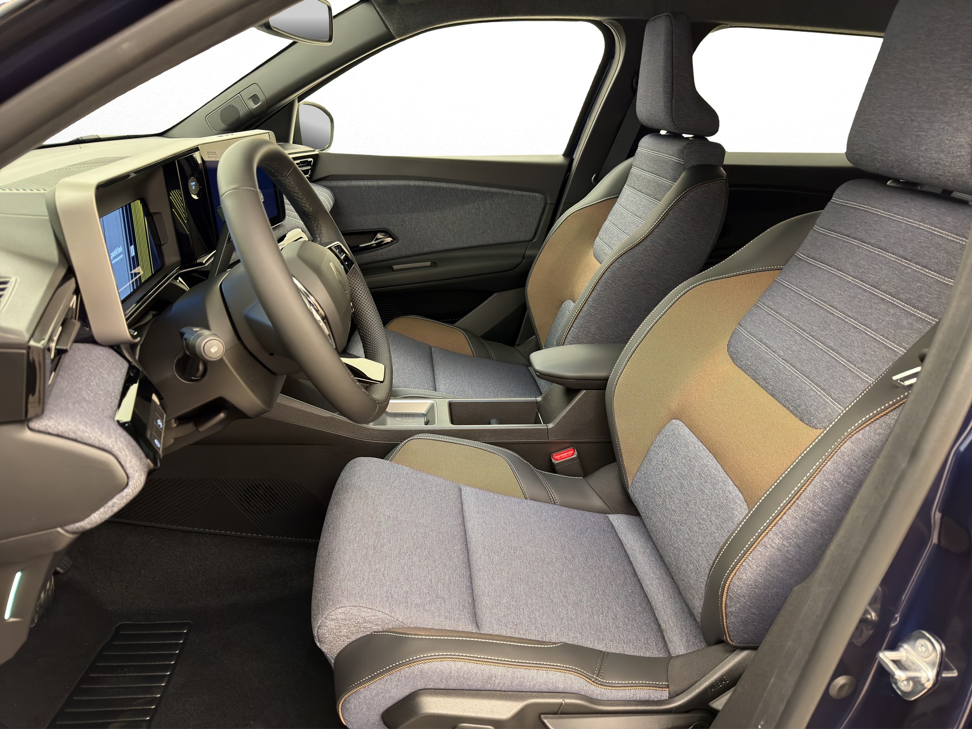 RENAULT R5 E-Tech Comfort Range techno-image-3