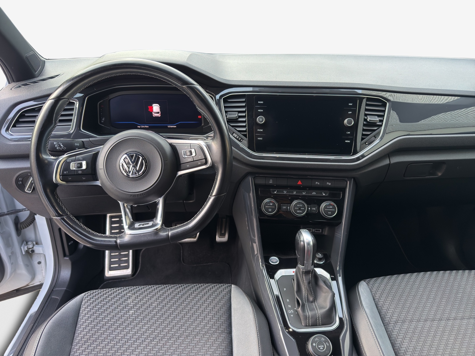 VW T-Roc 2.0 TSI Sport DSG 4Motion-image-8