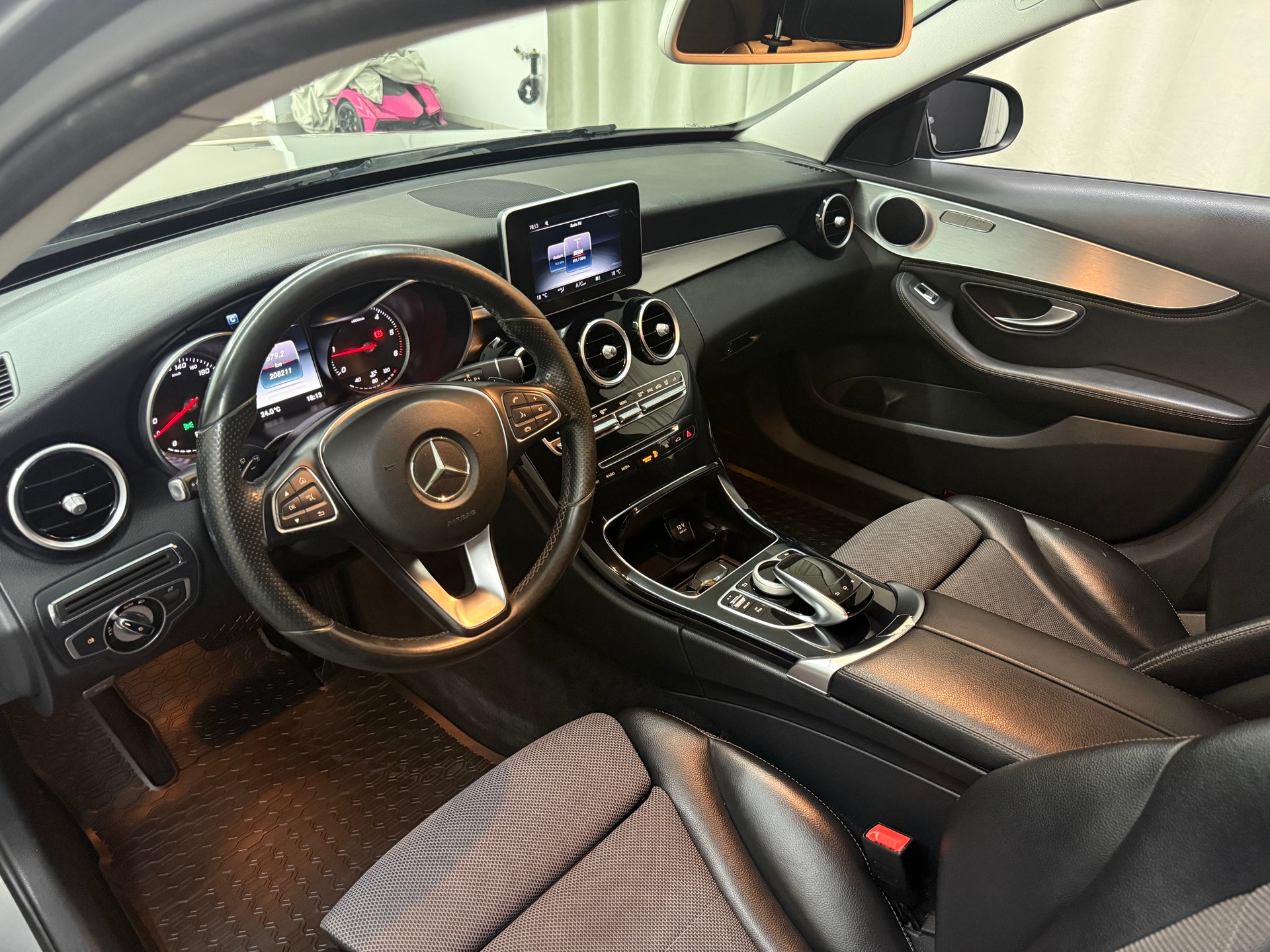 MERCEDES-BENZ C 220 BlueTEC Avantgarde 7G-Tronic-image-6