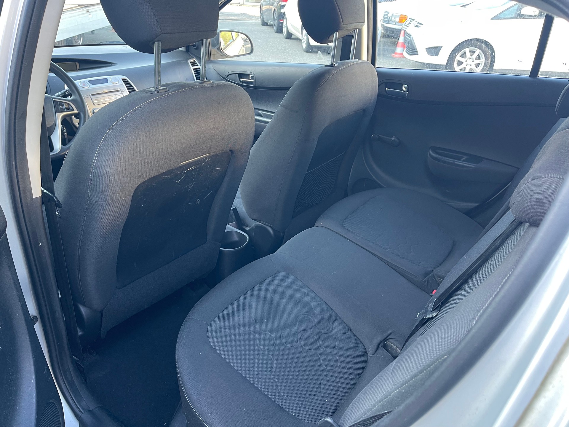 HYUNDAI i20 1.4 Style ab Kontrolle-Mfk-Expertise-image-6