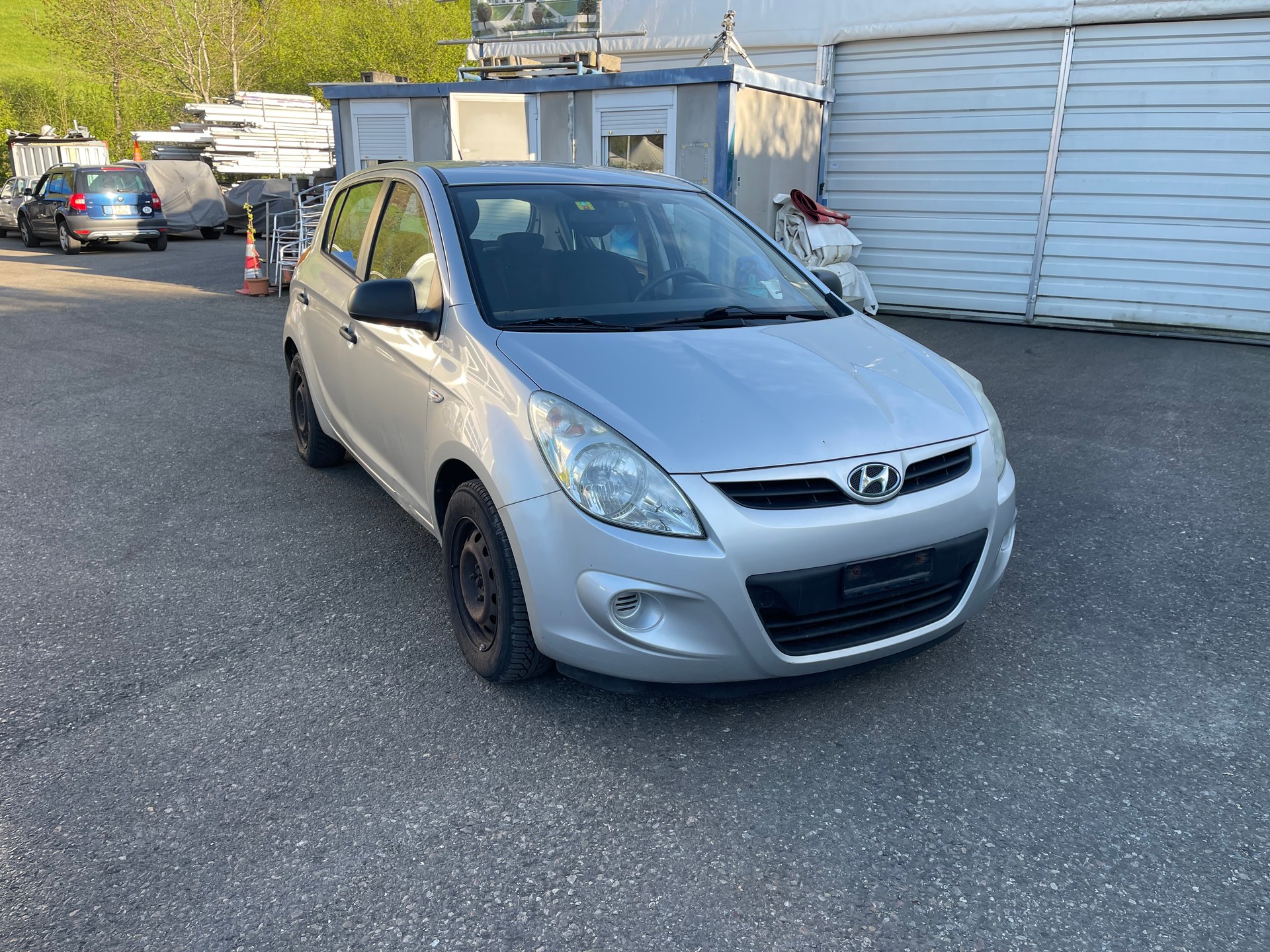 HYUNDAI i20 1.4 Style ab Kontrolle-Mfk-Expertise-image-1