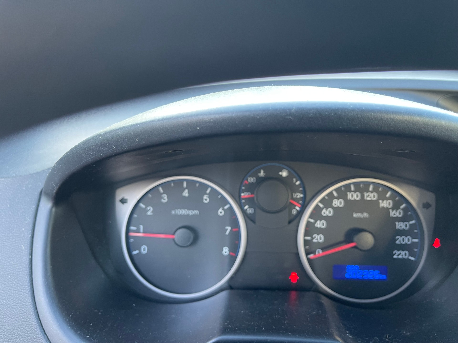 HYUNDAI i20 1.4 Style ab Kontrolle-Mfk-Expertise-image-9