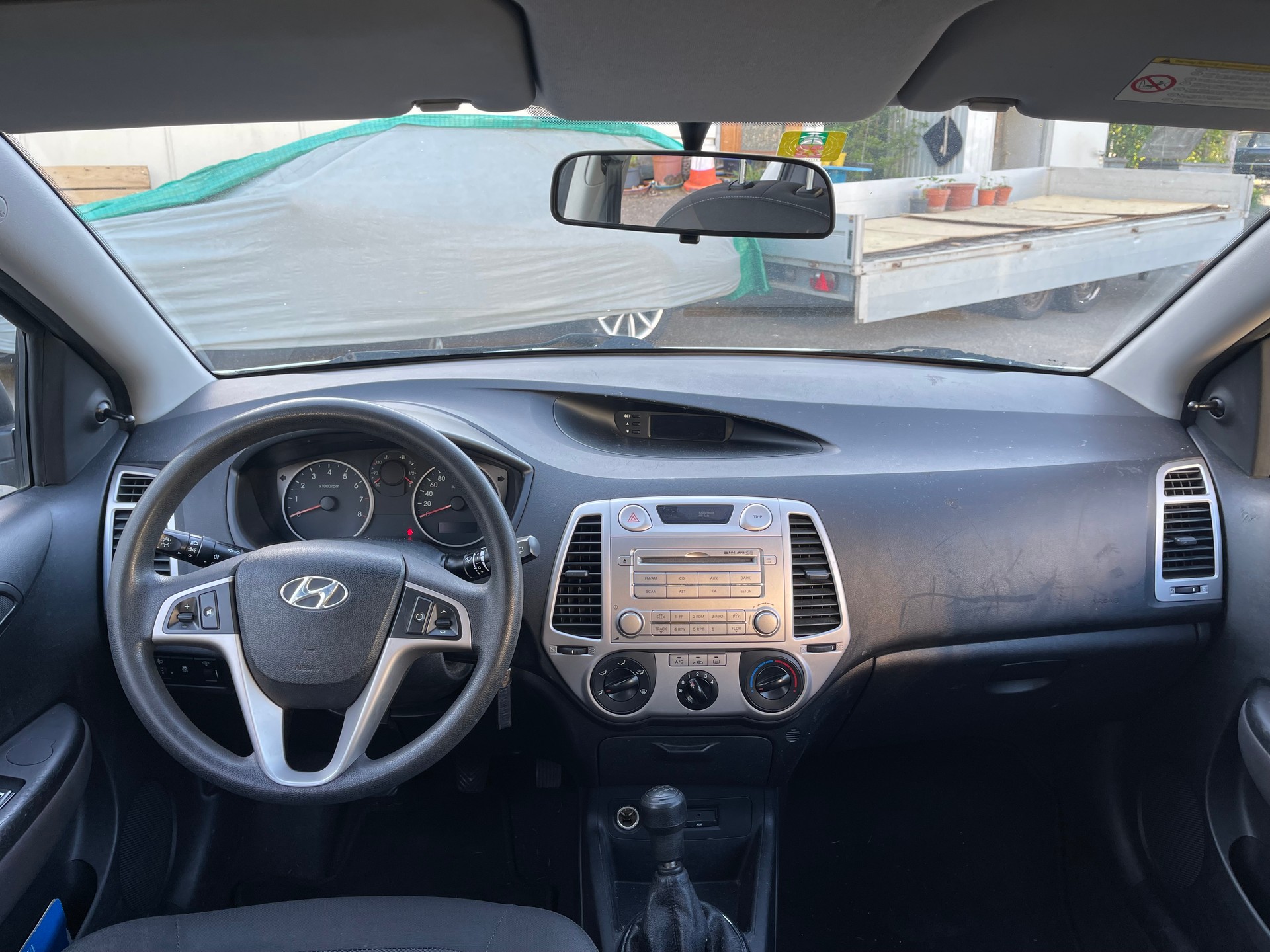 HYUNDAI i20 1.4 Style ab Kontrolle-Mfk-Expertise-image-7