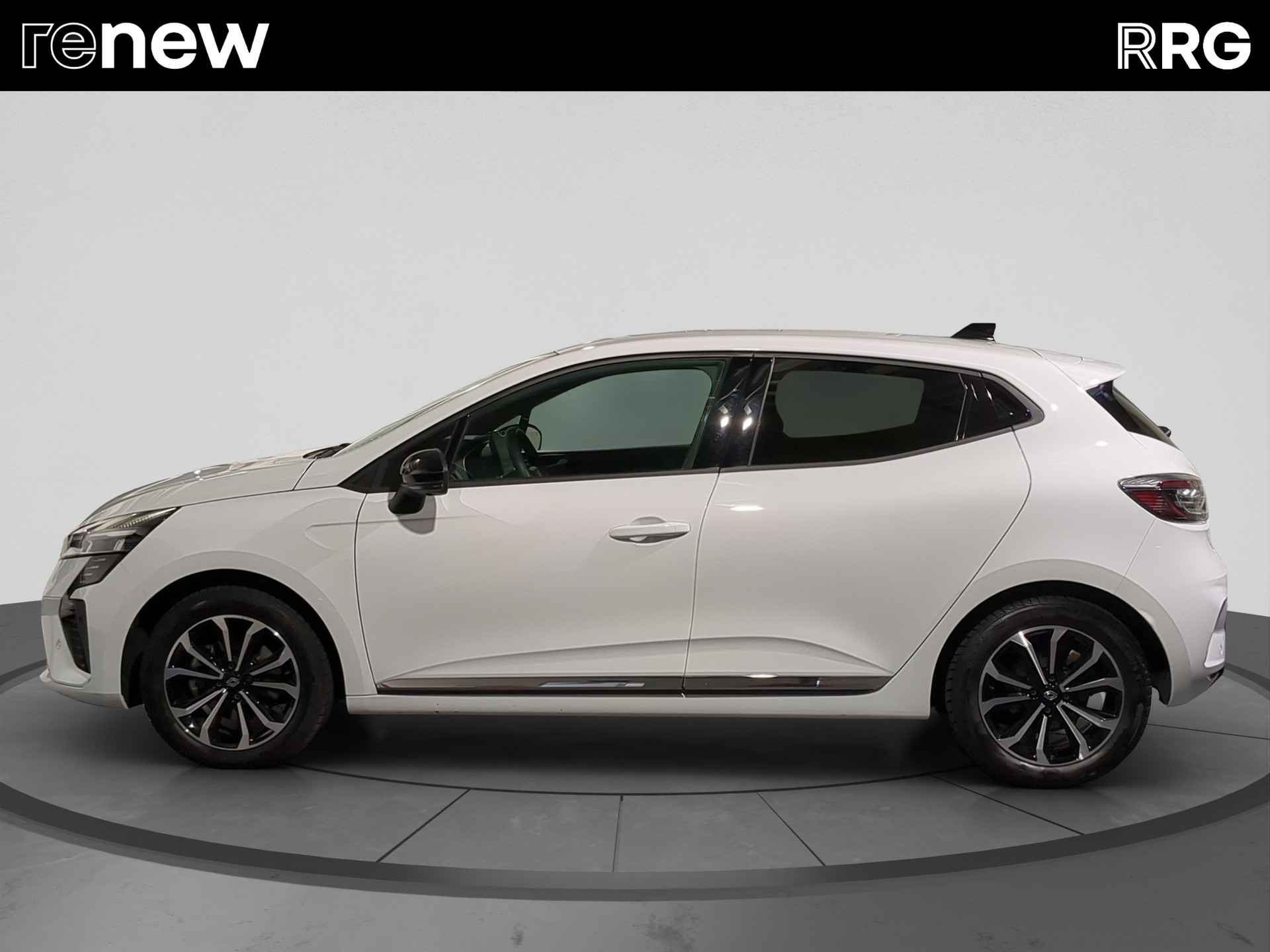 RENAULT Clio 1.6 E-Tech Techno-image-5