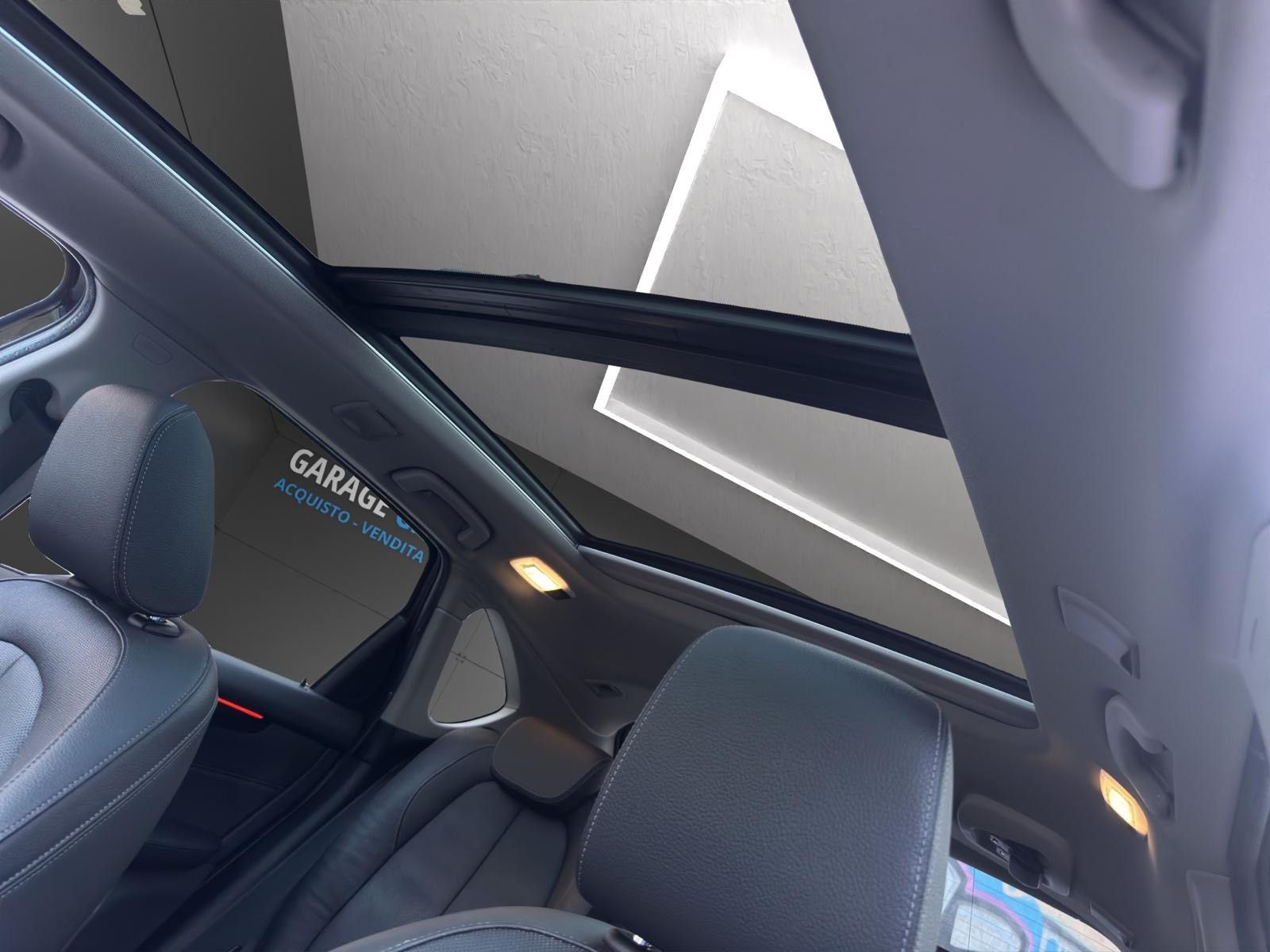 BMW 225xe iPerformance Active Tourer Sport Line Steptronic-image-13