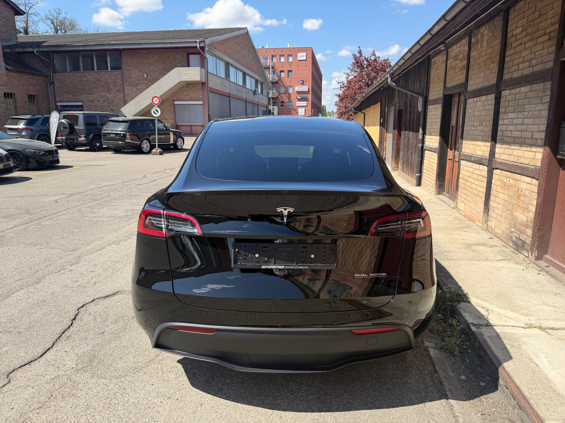 TESLA Model Y Performance-image-5