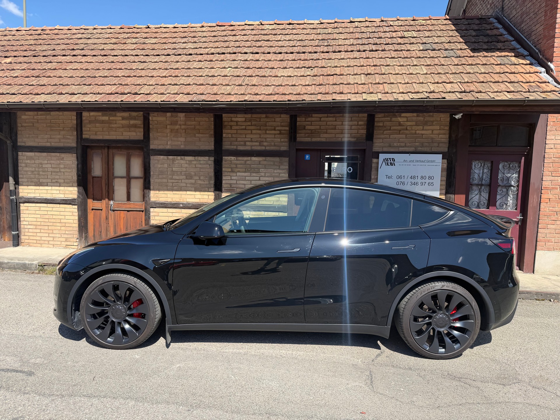 TESLA Model Y Performance-image-3