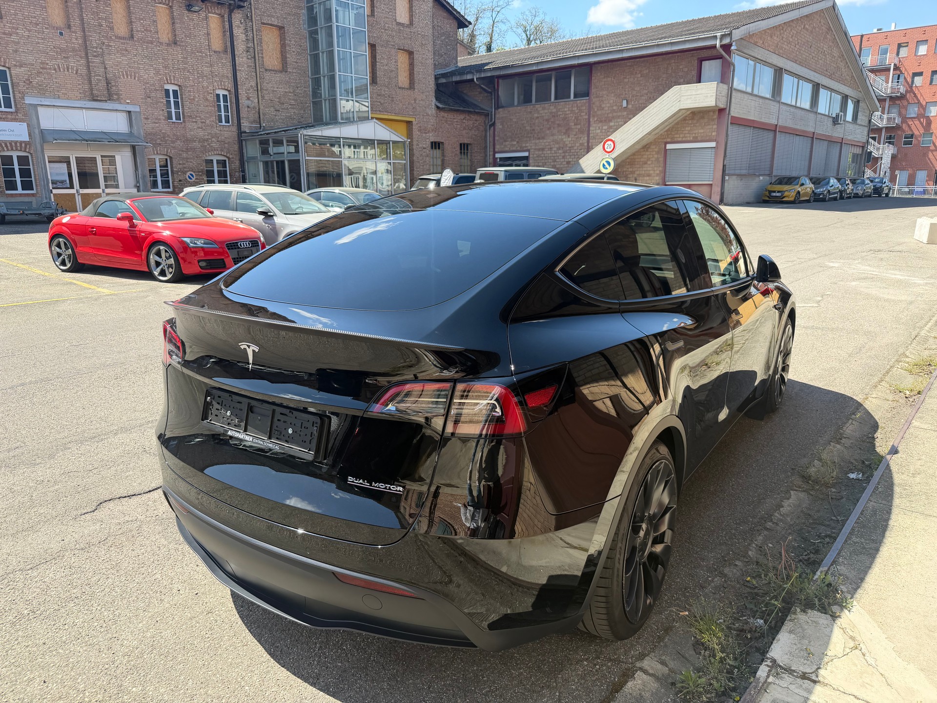TESLA Model Y Performance-image-6