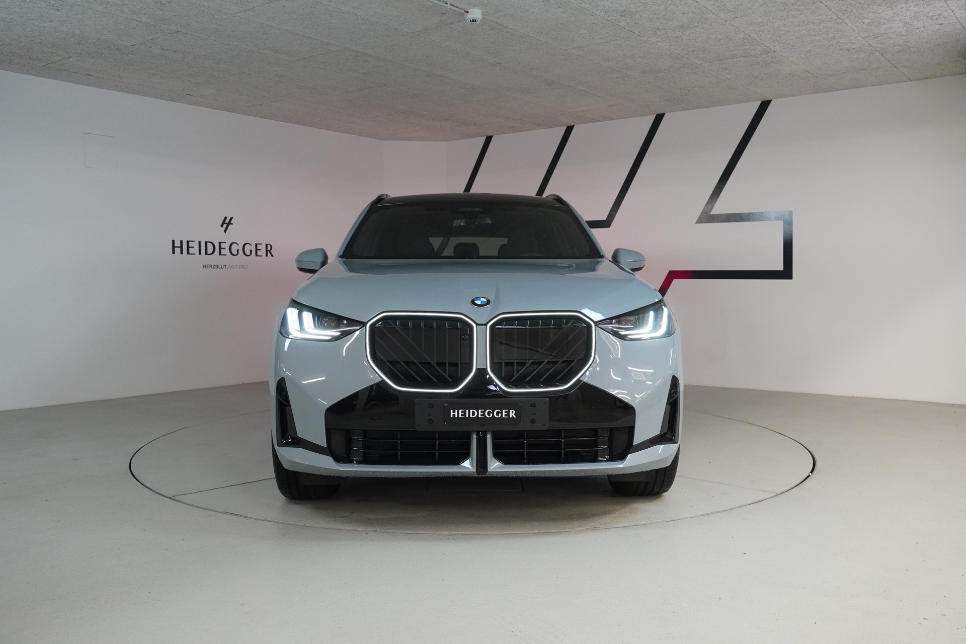 BMW X3 xDrive 30e M Sport Pro-image-1