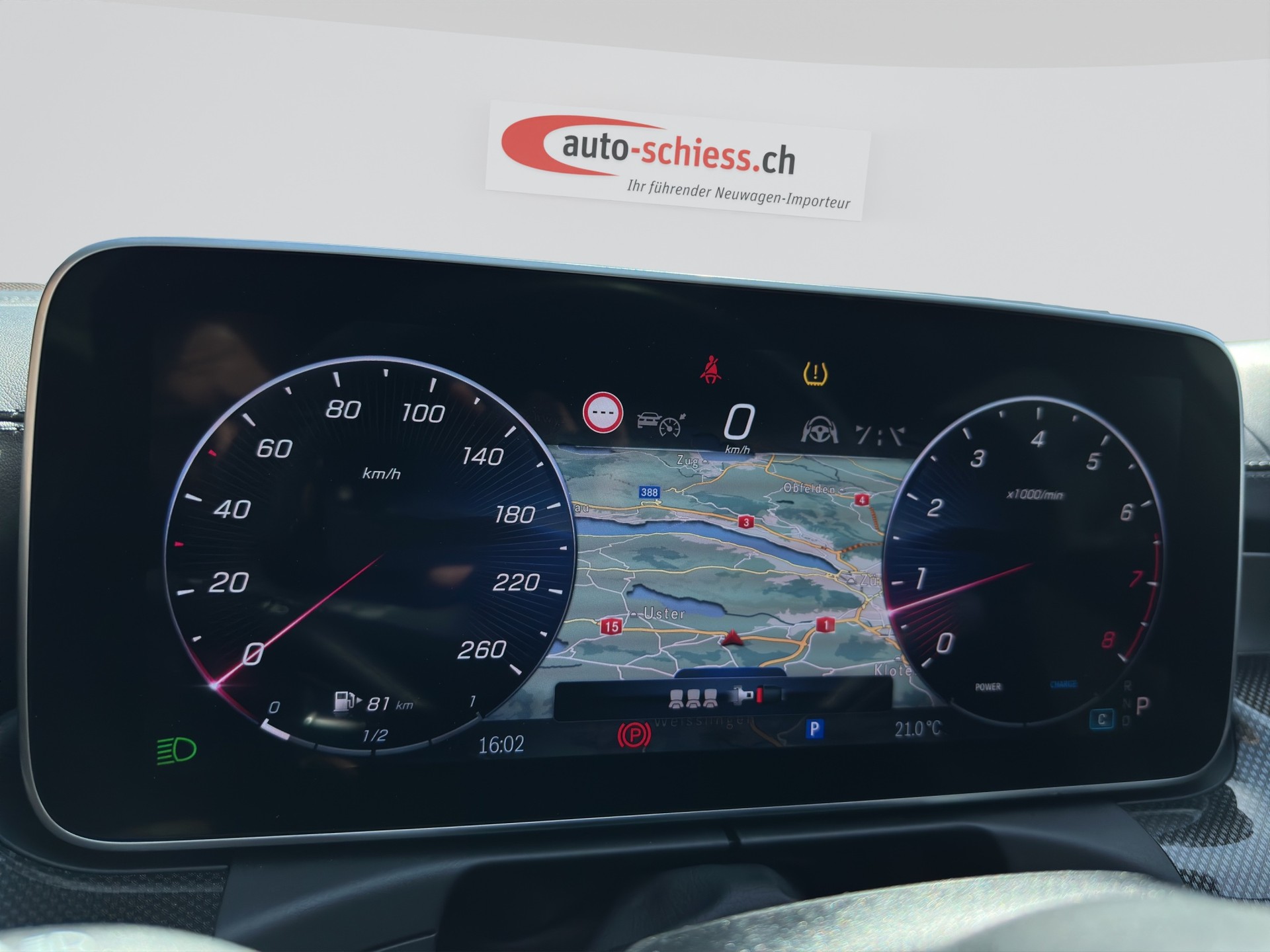 MERCEDES-BENZ C 300 4Matic AMG Night 9G-Tronic-image-10