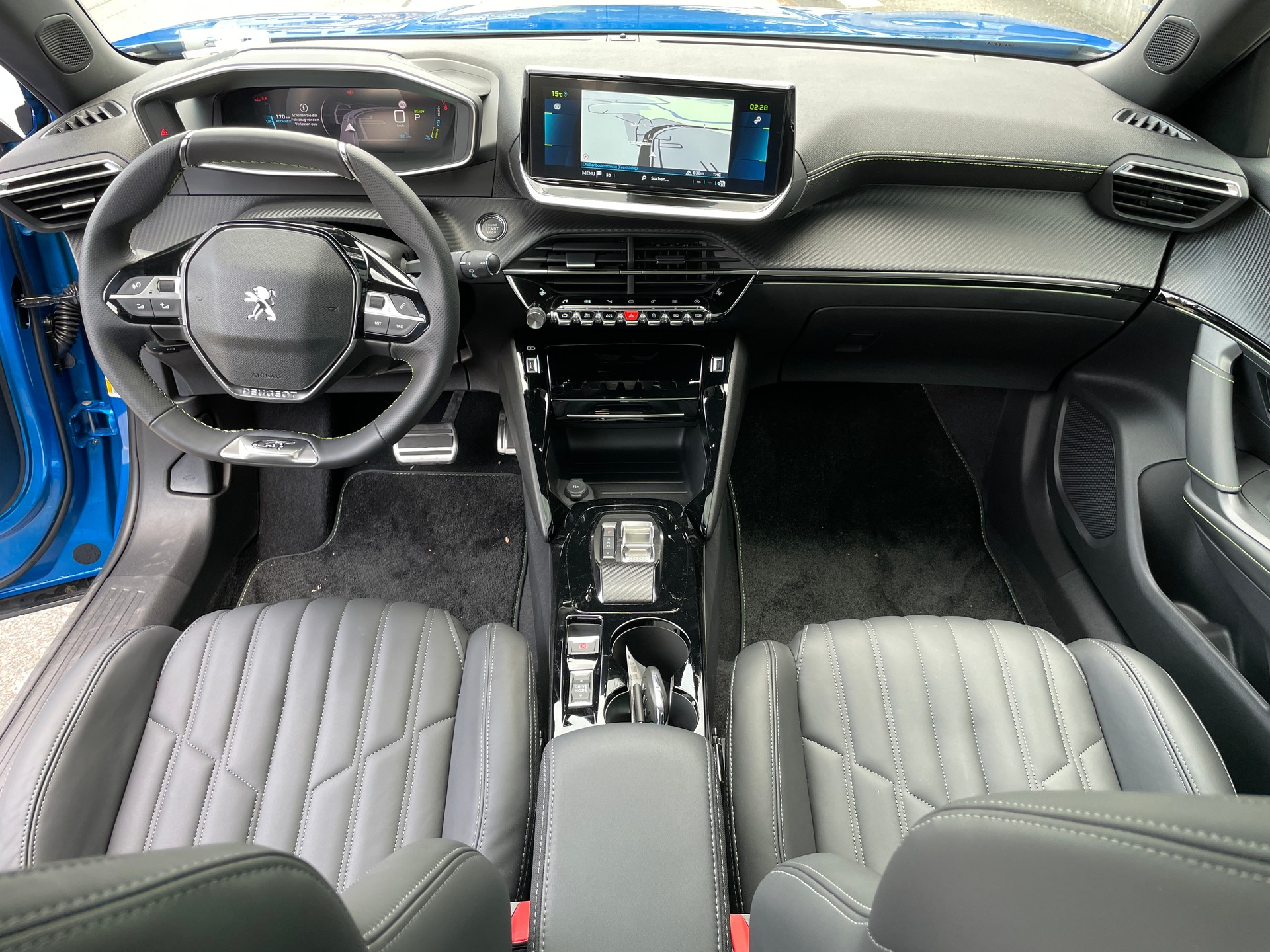 PEUGEOT 2008 e GT Pack-image-20