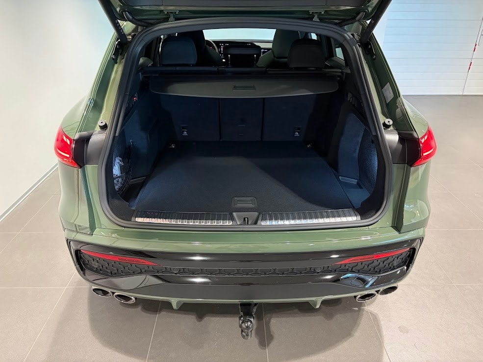 AUDI SQ5 TFSI quattro S-tronic-image-12