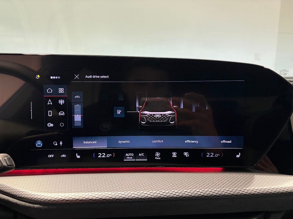 AUDI SQ5 TFSI quattro S-tronic-image-8