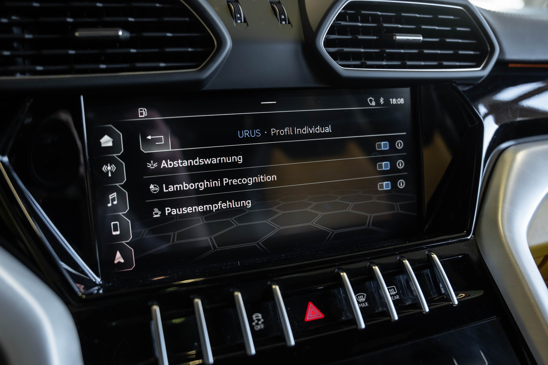 LAMBORGHINI Urus E-Gear-image-25