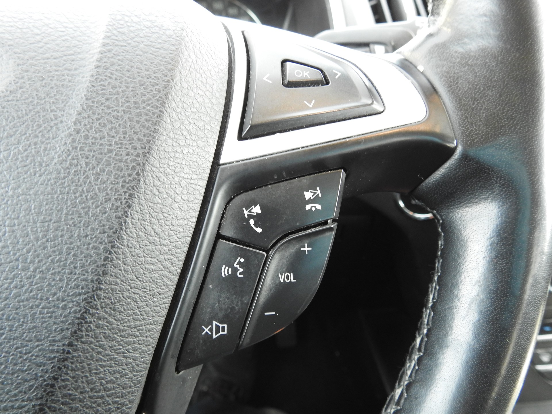 FORD Galaxy 2.0 TDCi Titanium AWD Automatic-image-22
