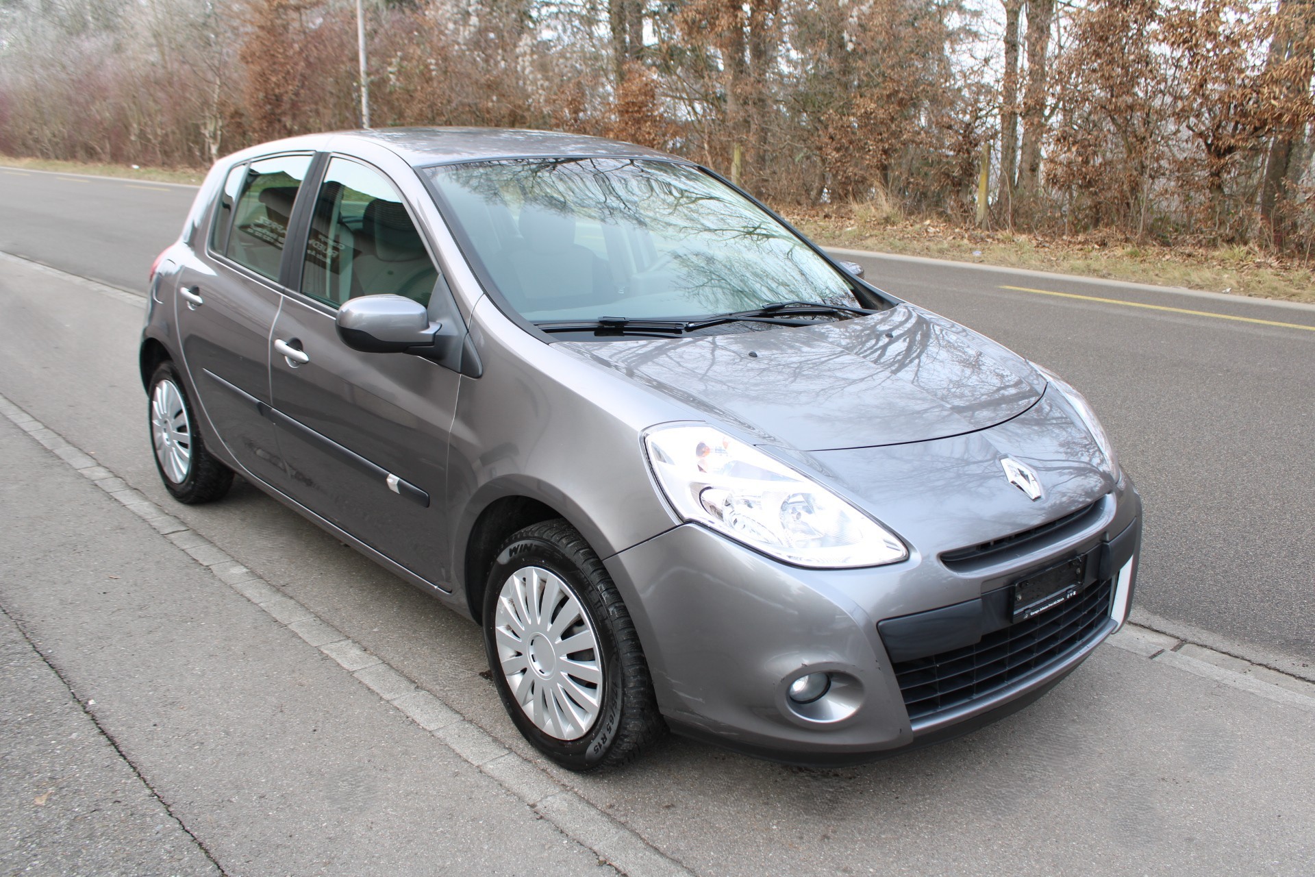 RENAULT Clio 1.2 16V Expression-showroom-element-2