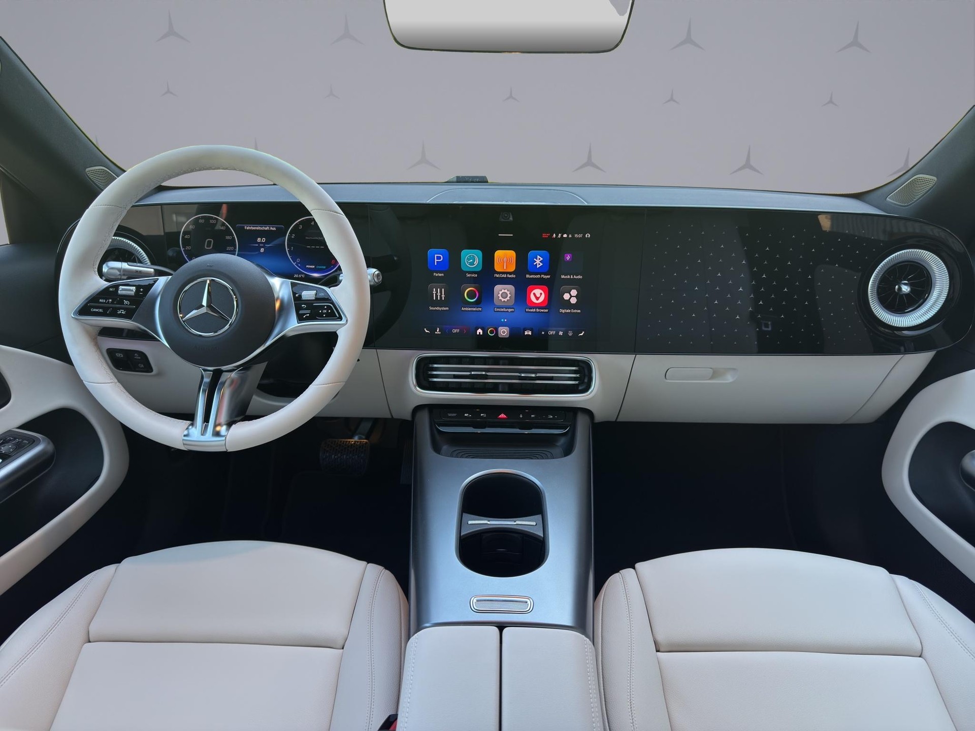 MERCEDES-BENZ CLA 220 Progressive 4matic-image-13