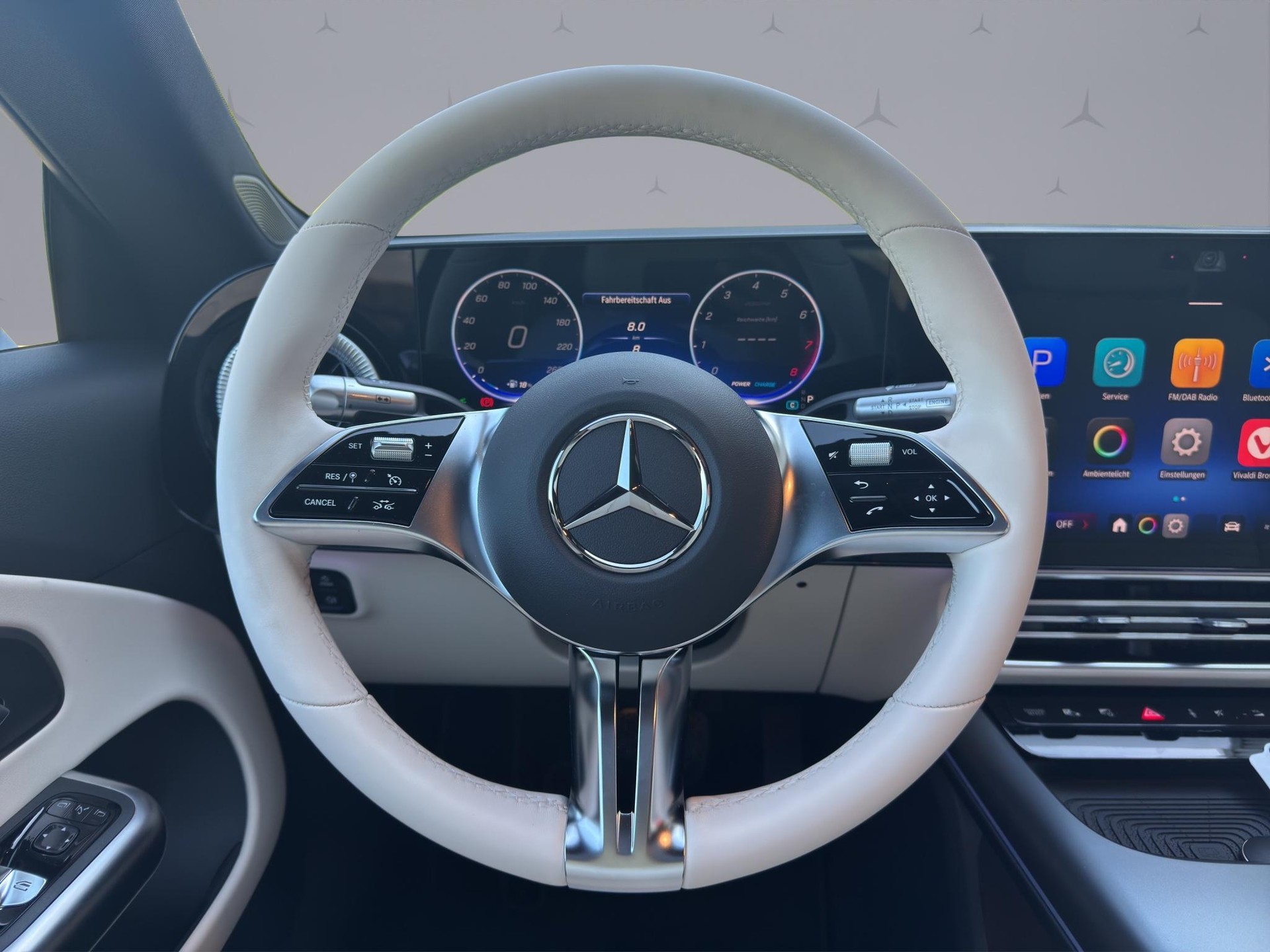 MERCEDES-BENZ CLA 220 Progressive 4matic-image-11