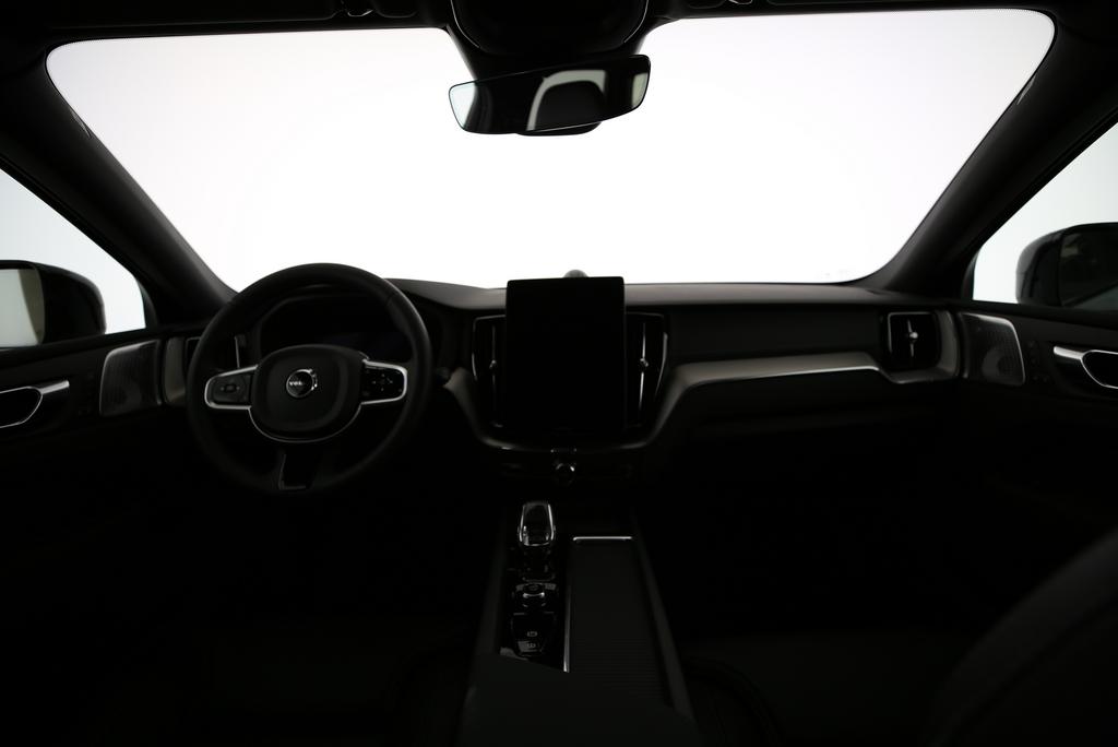 VOLVO XC60 2.0 T8 TE Black Edition eAWD-image-6