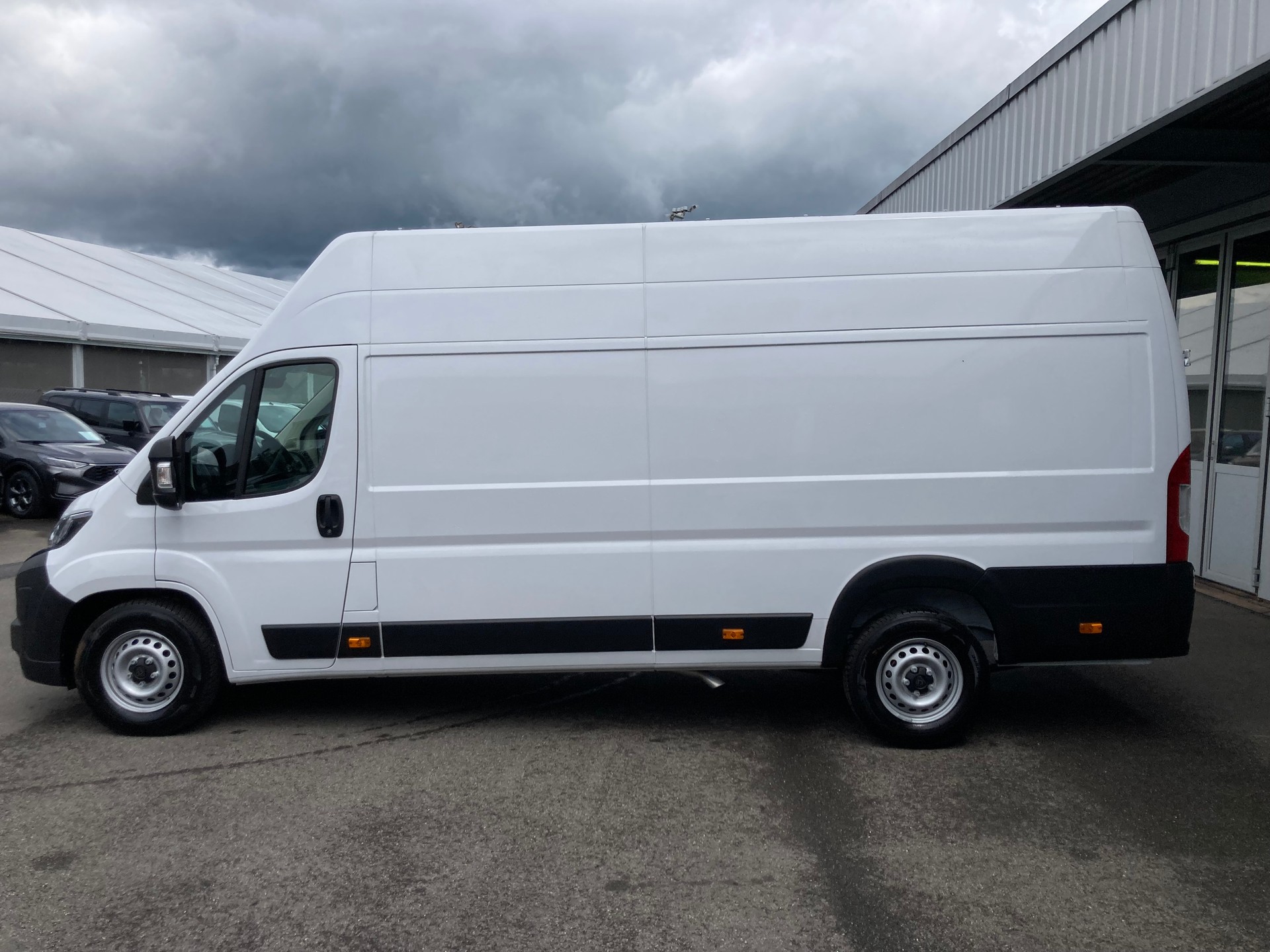 PEUGEOT Boxer 2.2 HDI 335 L4H3 Kasten-image-7