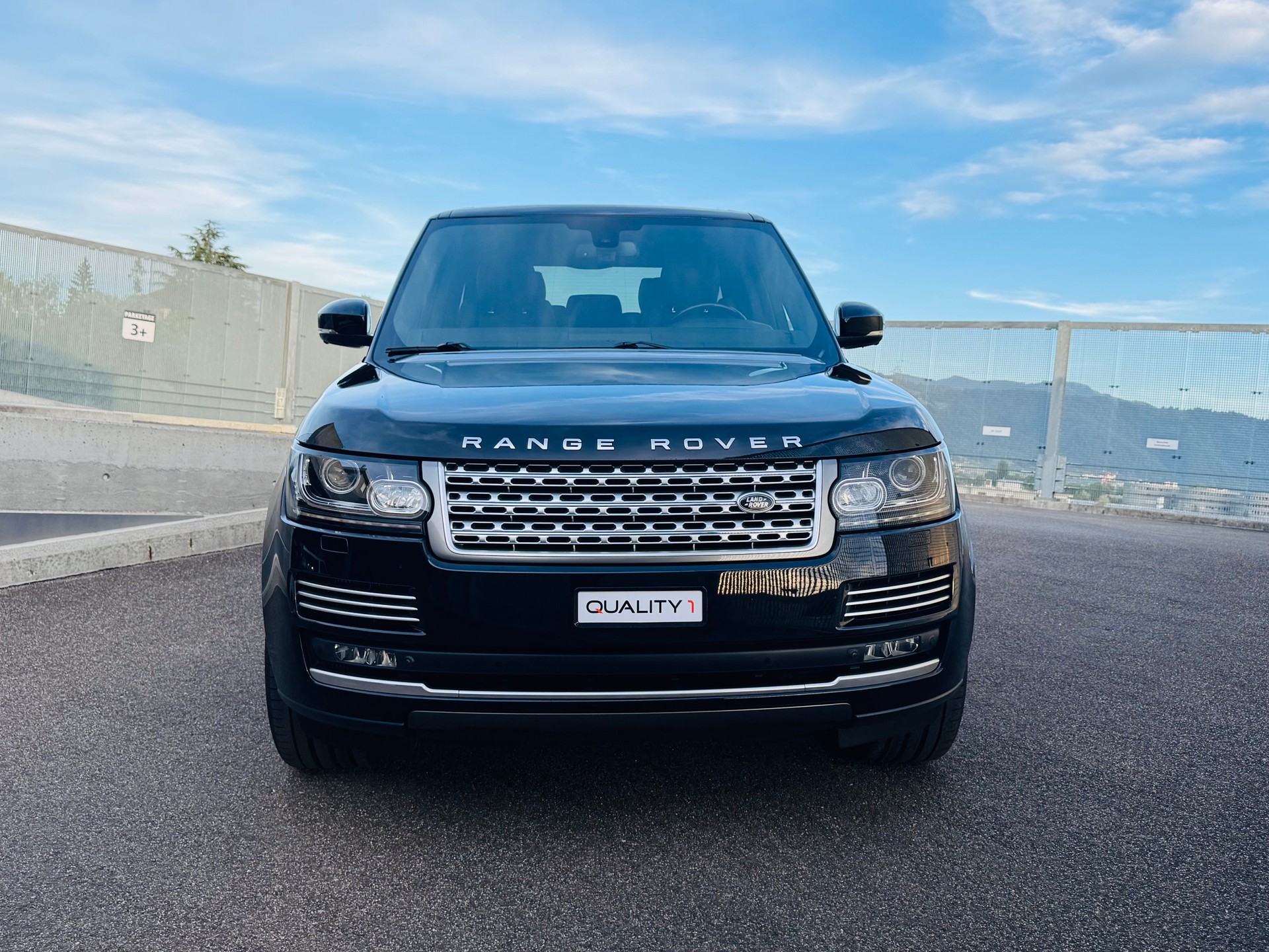 LAND ROVER Range Rover 5.0 V8 SC Autobiography | Aus 1. Hand | Neuwagenzustand | Vielleicht der beste der Schweiz-image-5