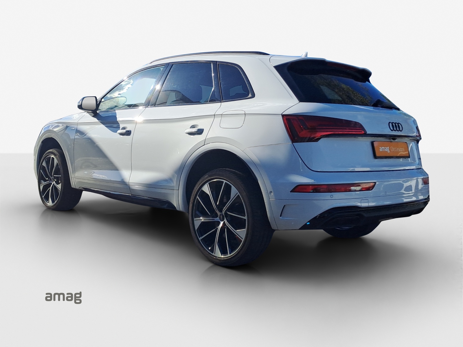 AUDI Q5 55 TFSI e PHEV S line quattro S-tronic-image-2
