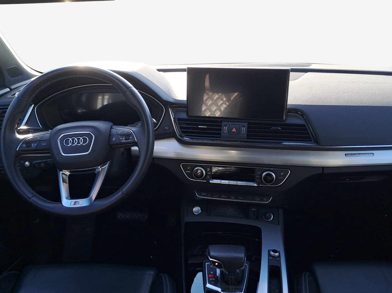 AUDI Q5 55 TFSI e PHEV S line quattro S-tronic-image-8