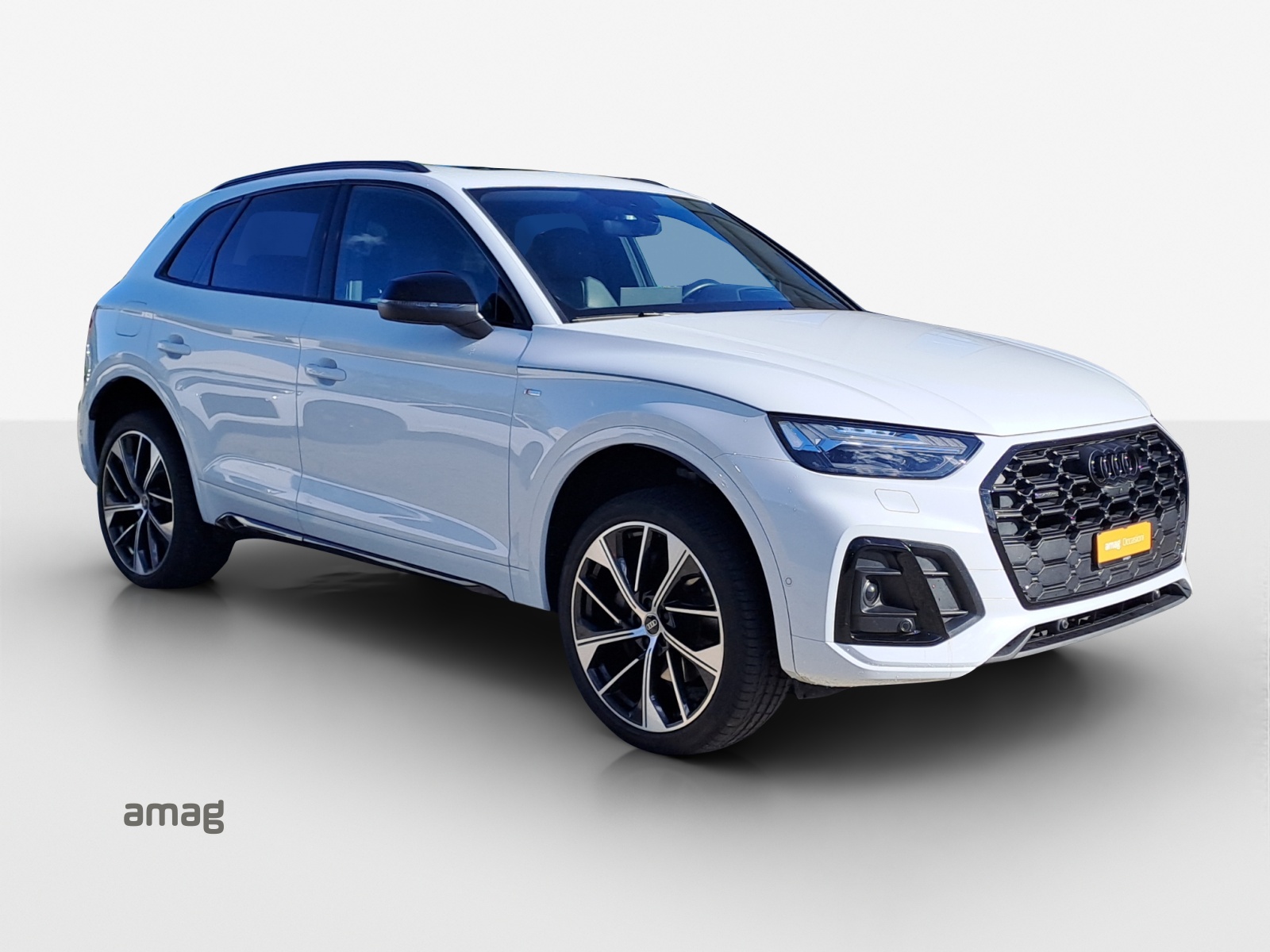 AUDI Q5 55 TFSI e PHEV S line quattro S-tronic-image-5