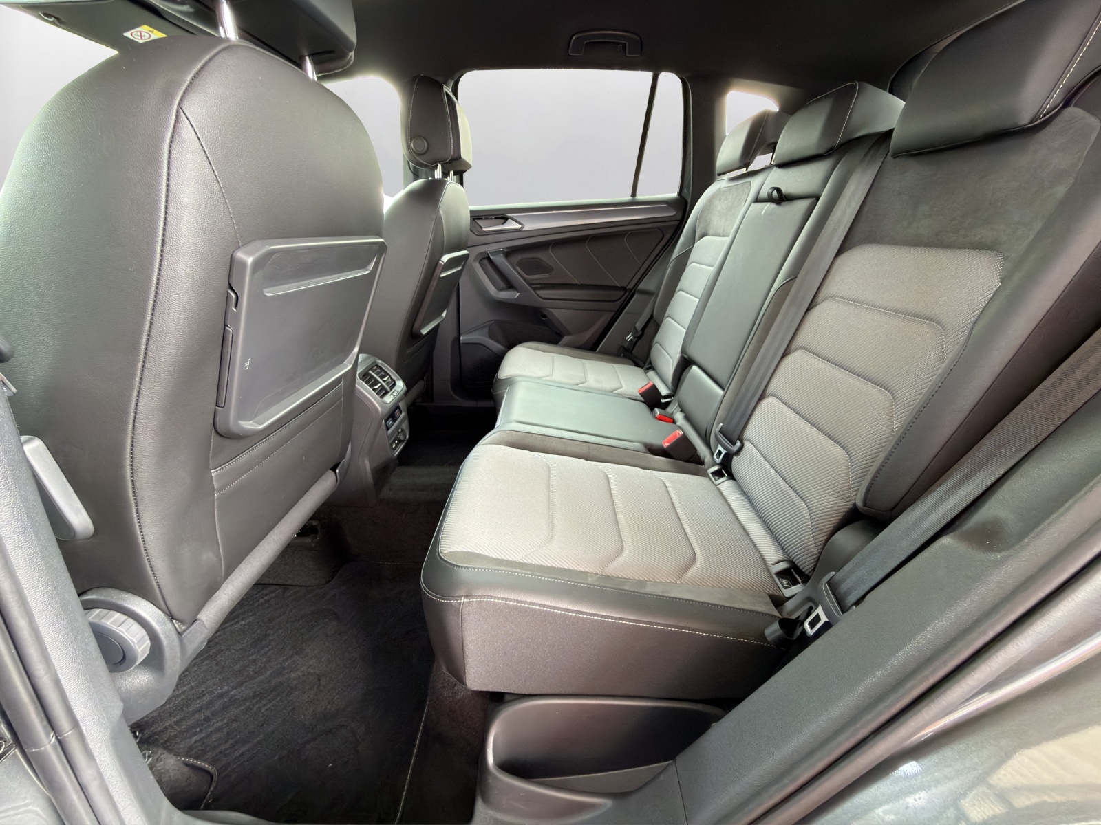 VW Tiguan 2.0TSI Highline 4Motion DSG-image-10