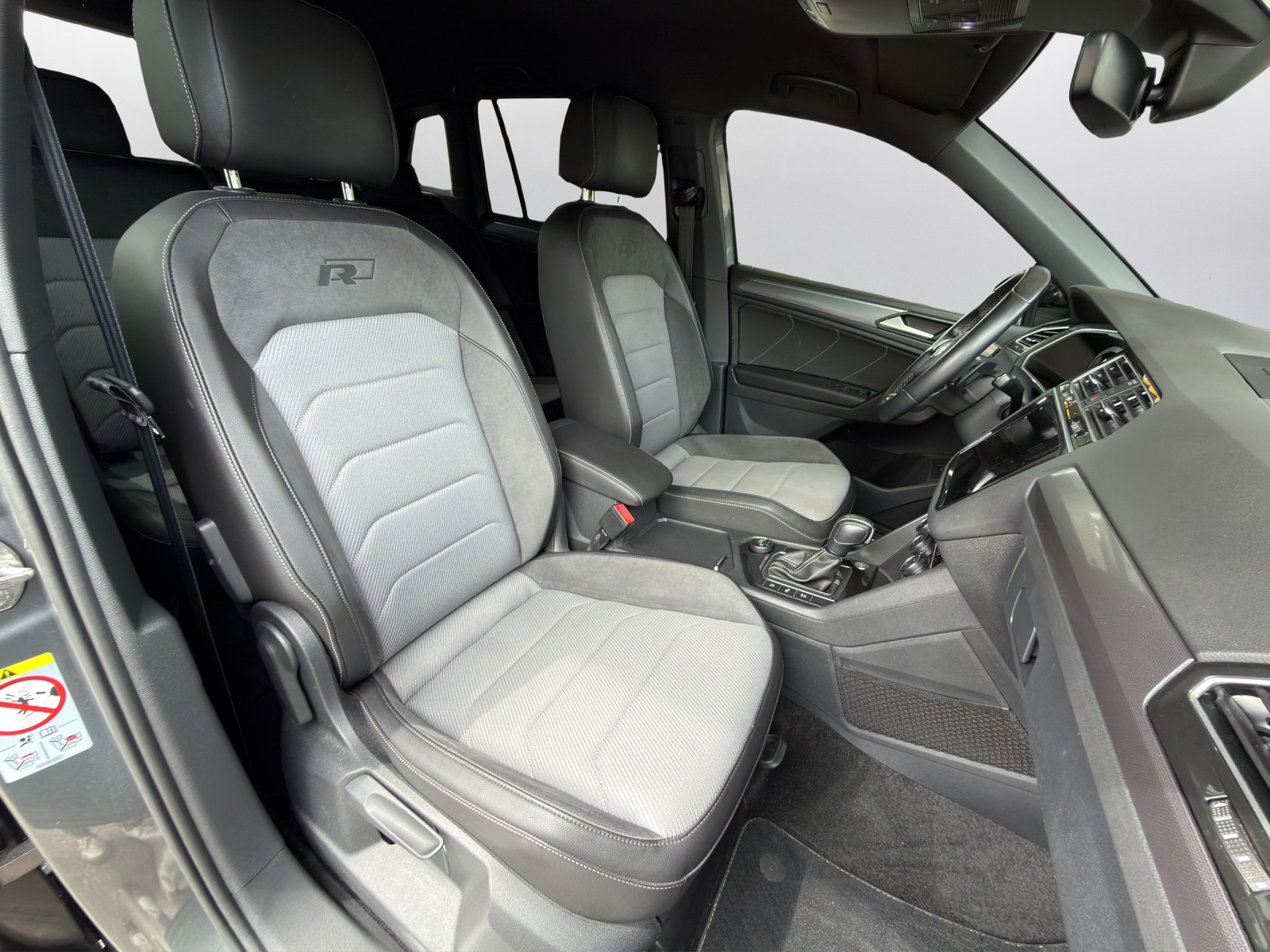 VW Tiguan 2.0TSI Highline 4Motion DSG-image-11