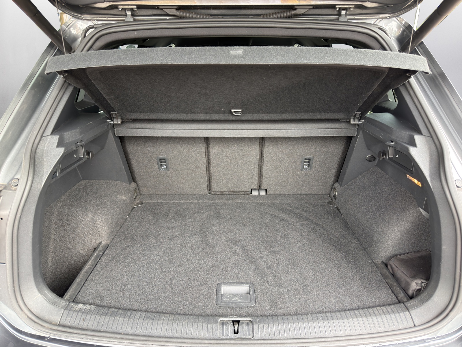 VW Tiguan 2.0TSI Highline 4Motion DSG-image-12