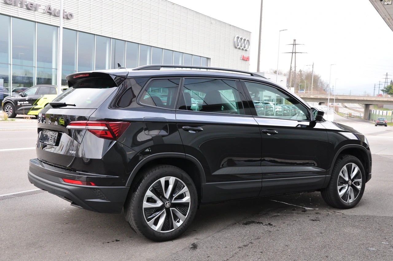 SKODA Karoq 2.0 TDI CR Style 4x4 DSG-image-10