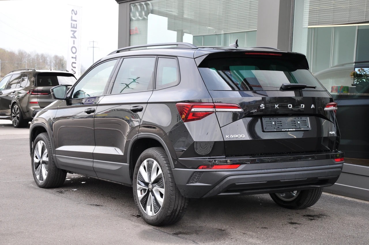 SKODA Karoq 2.0 TDI CR Style 4x4 DSG-image-8