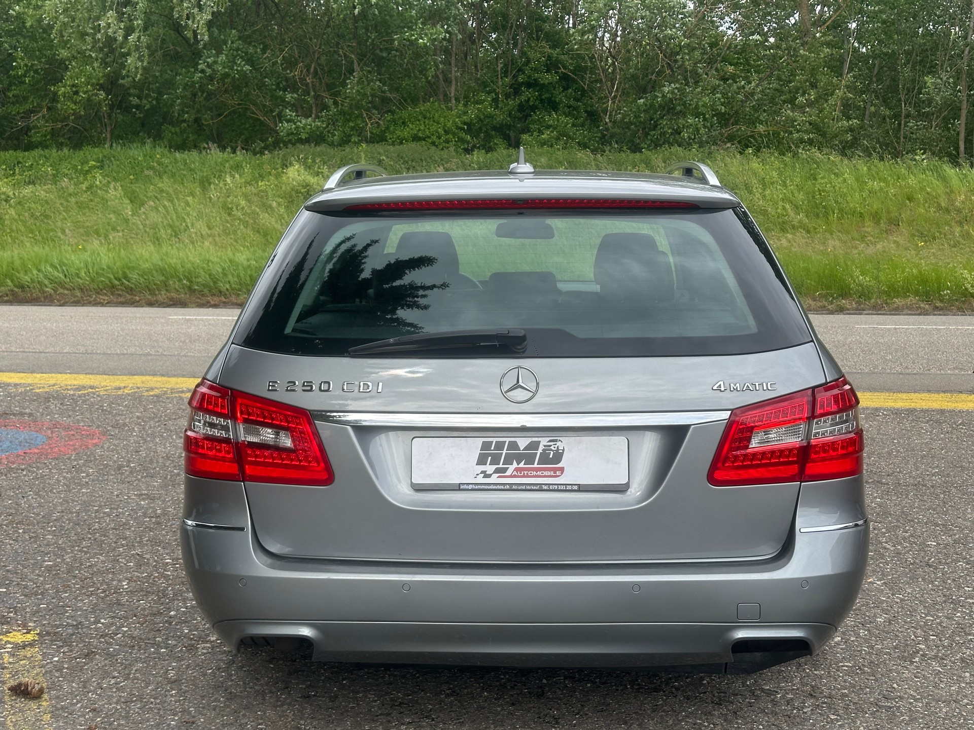 MERCEDES-BENZ E 250 CDI BlueEff. Avantgarde 4Matic 7G-Tronic-image-4