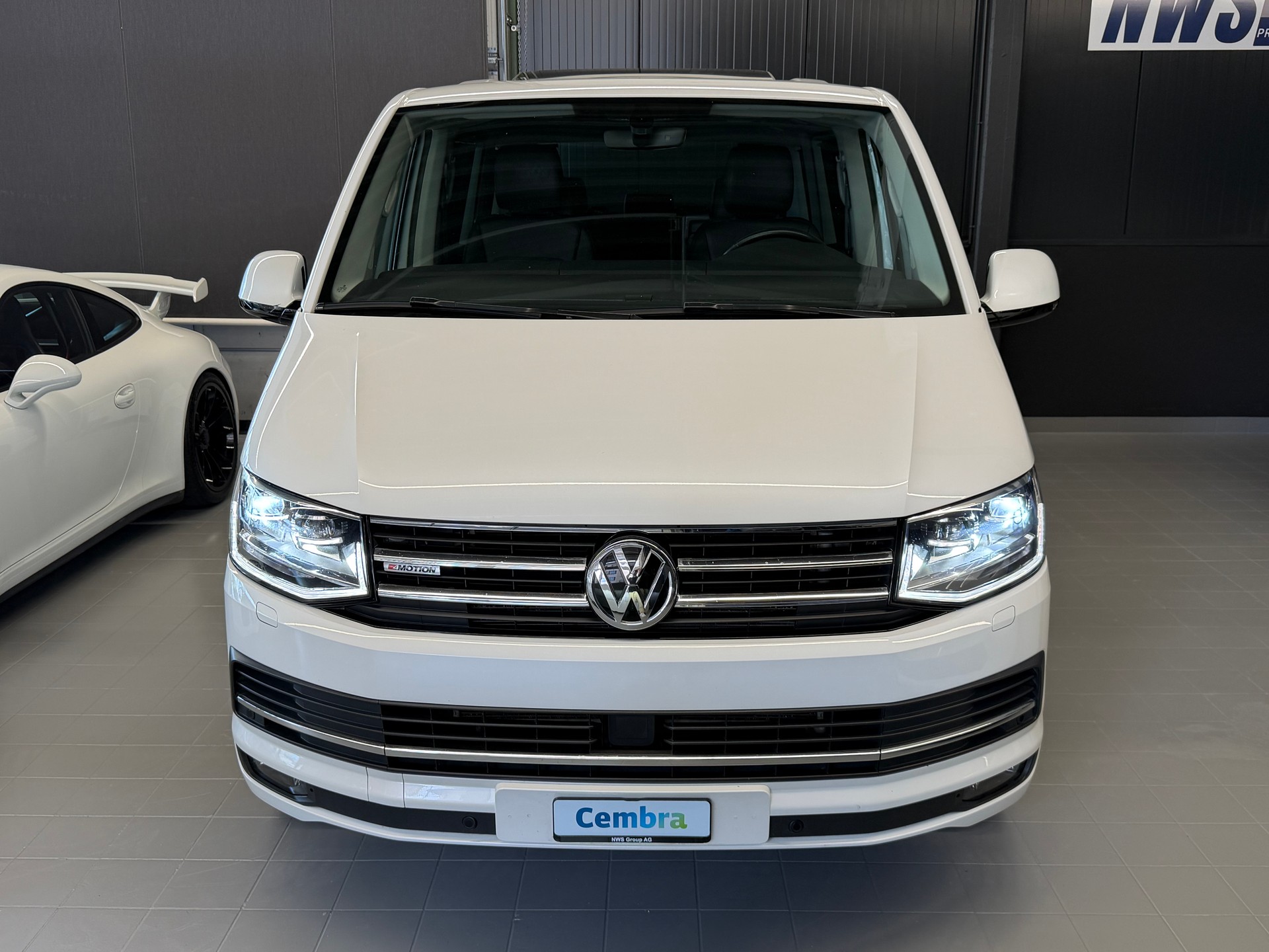 VW T6 Multivan 2.0 TDI Highline Liberty 4Mot. DSG-showroom-element-2
