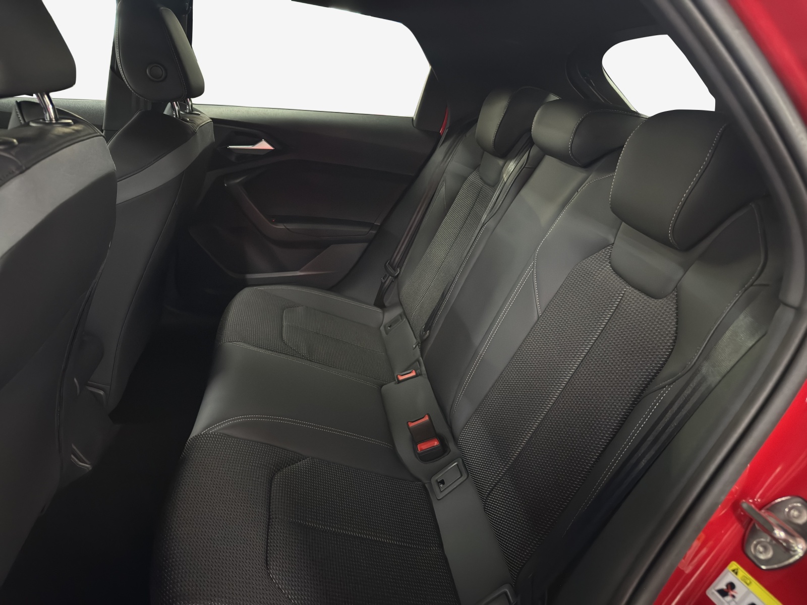 AUDI A1 Sportback 30 TFSI S-tronic-image-10
