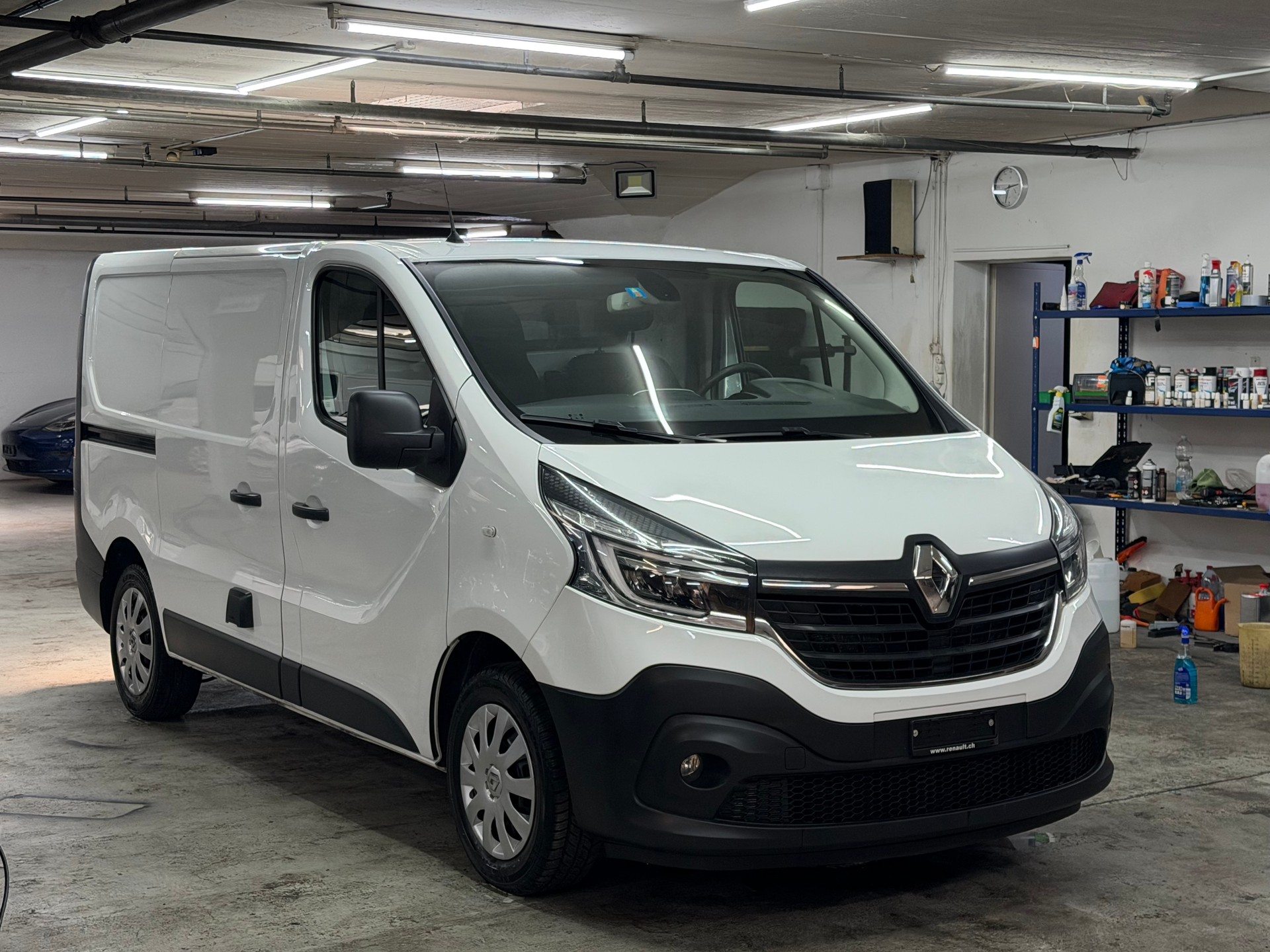 RENAULT Trafic 2.0 dCi 120 3.0t Business L1H1