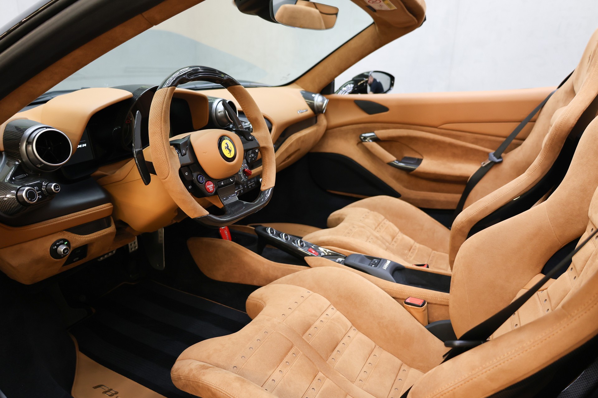 FERRARI F8 Spider-image-24
