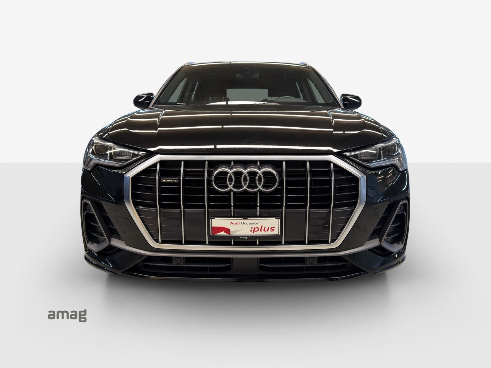 AUDI Q3 45 TFSI S line quattro S-tronic-image-6