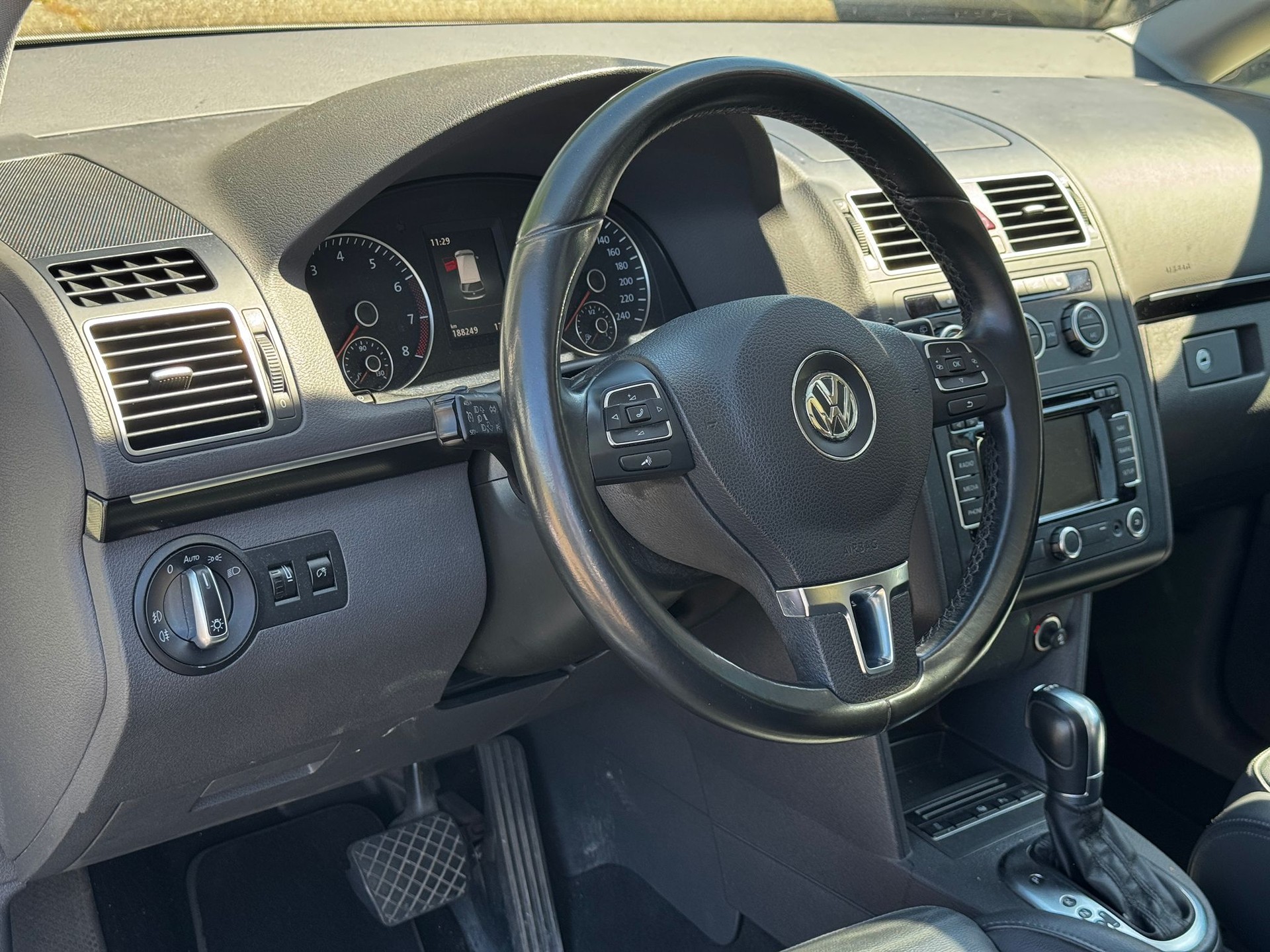 VW Touran 1.4 TSI Comfortline DSG-image-11