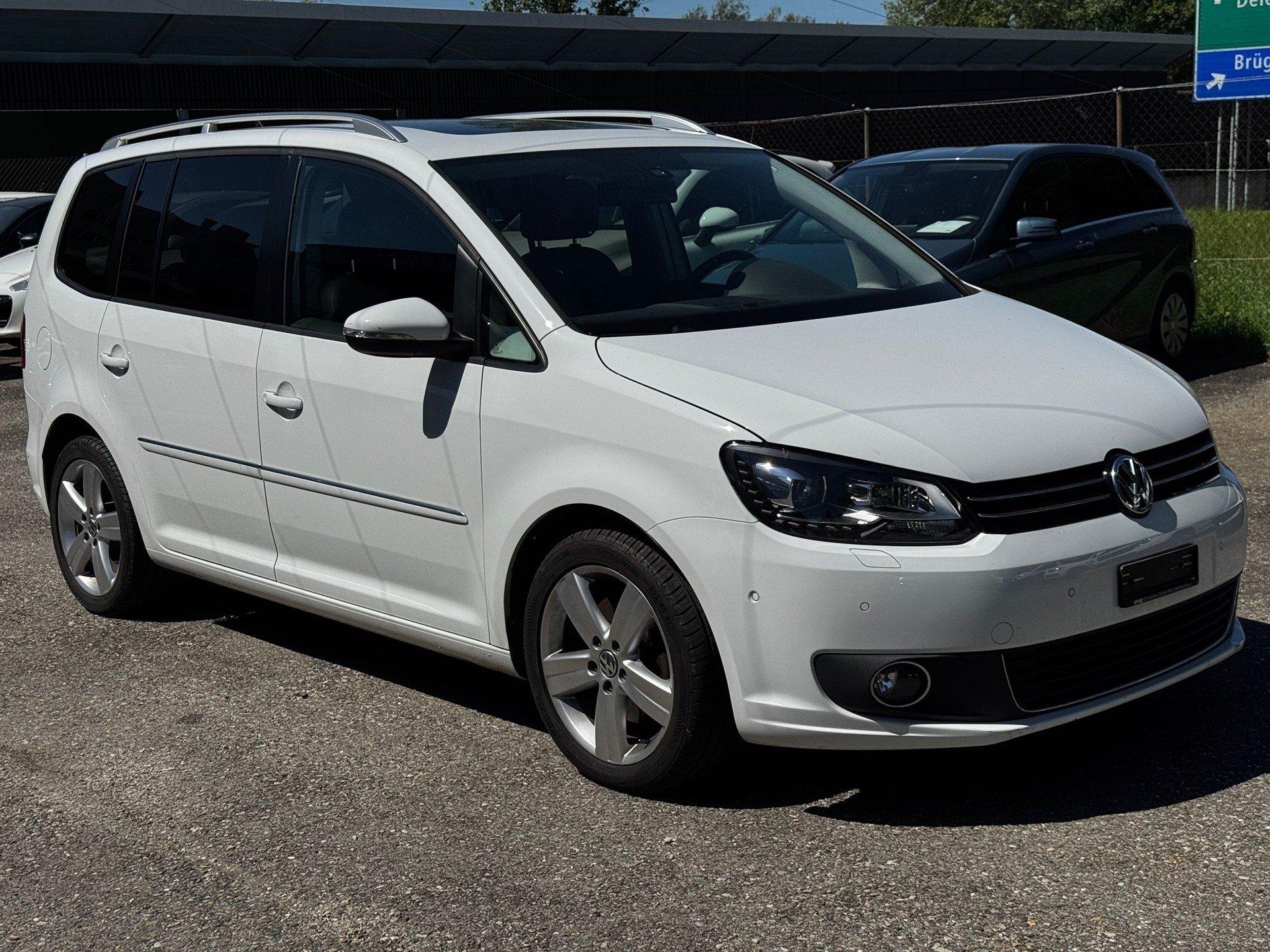 VW Touran 1.4 TSI Comfortline DSG-image-4