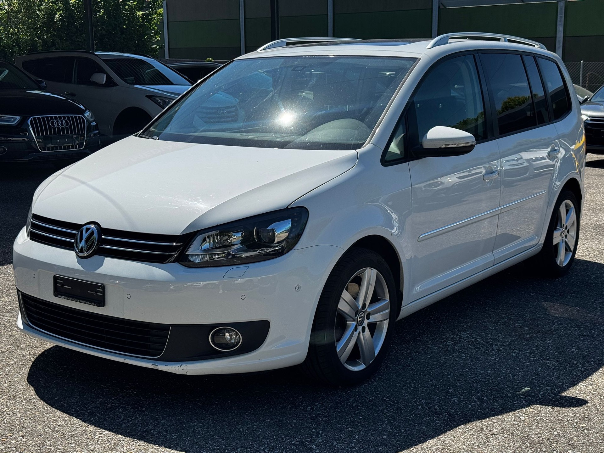VW Touran 1.4 TSI Comfortline DSG-image-3