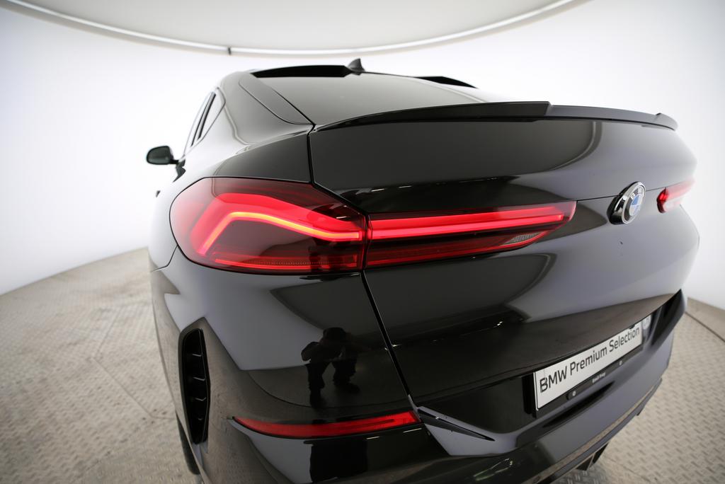 BMW X6 40i xDrive-image-17