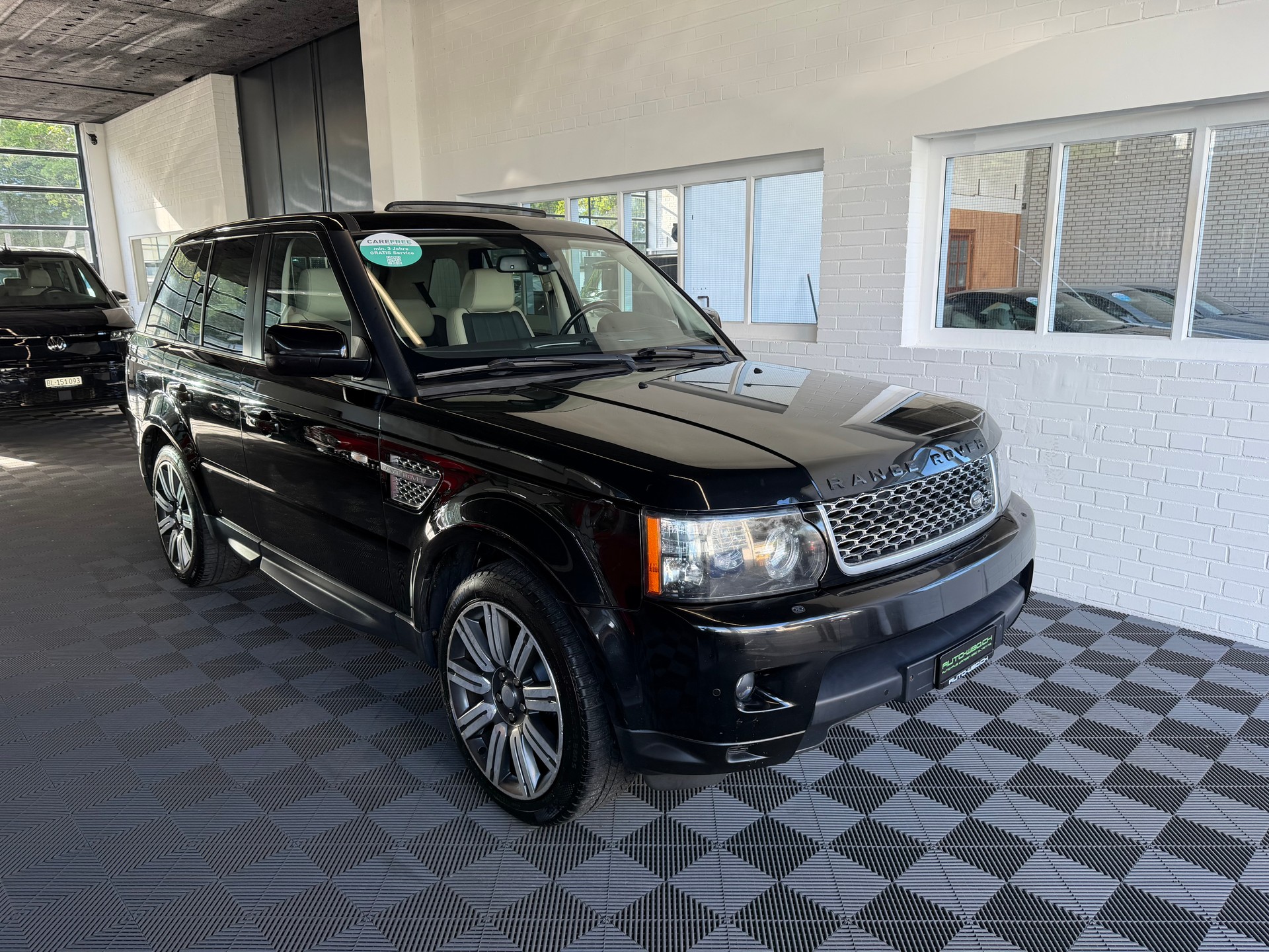 LAND ROVER Range Rover Sport 3.0 TDV6 Autobiography Automatic-image-0