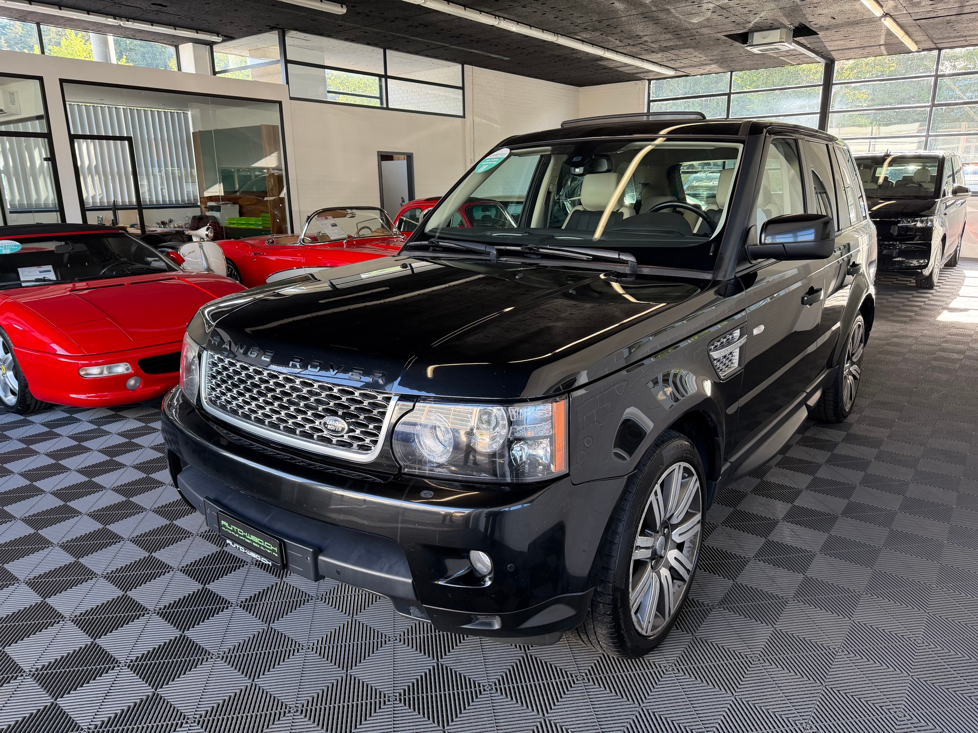LAND ROVER Range Rover Sport 3.0 TDV6 Autobiography Automatic-image-5