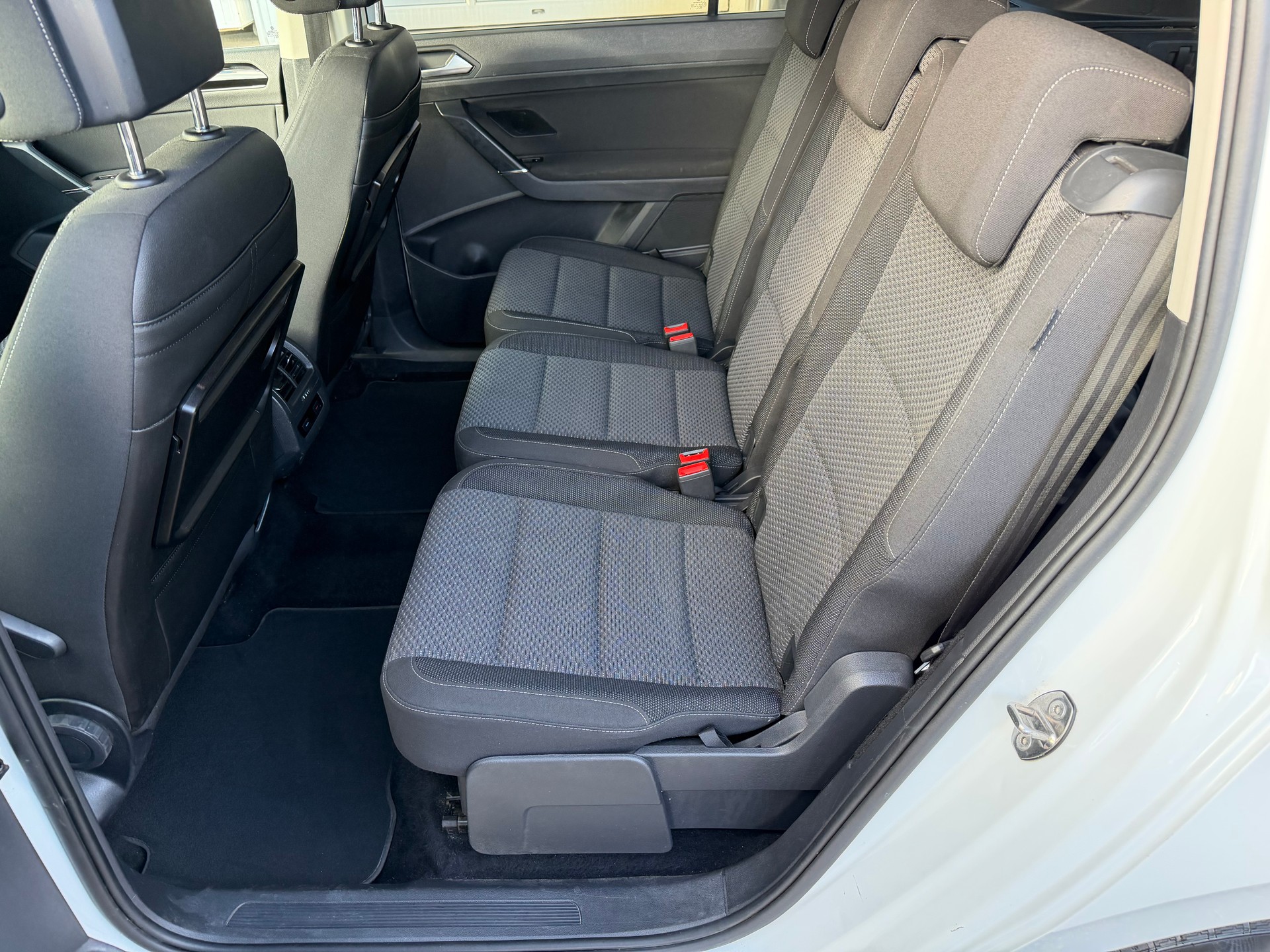 VW Touran 1.4 TSI BlueMotion Technology Comfortline DSG-image-13